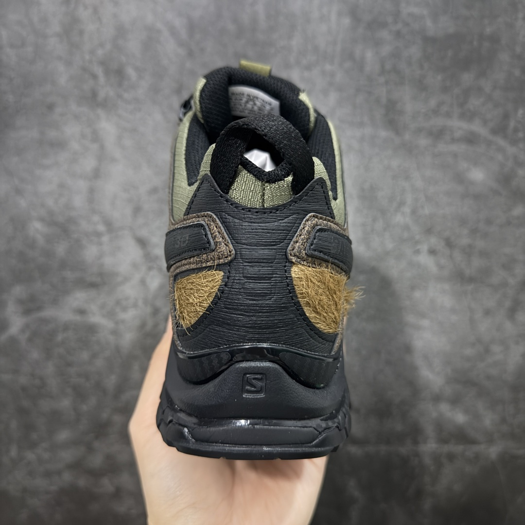 图片[4]-【666版本】SALOMON 萨洛蒙 XA PRO 3D 户外运动 网布减震防滑透气 低帮跑步鞋 男女同款 马年限定 马毛 477974 全新品质 巅峰之作 所有配色均购物原版拆解1：1开发 原材料打造 非市场公版便宜货 私模大底 清洁度比市场所有版本都高 全套原纸板楦头开发 原厂网布配套 确保原汁原味 完美呈现版型 原档数据独家私模五层组合大底 男女鞋同步官方开发至46 原装Ortholite轻量化鞋垫 中底布带钢印编号 原厂TPU锁扣 进口港宝加持 后跟自然饱满 还原公司包裹性 鞋面采用SENSIFT贴合技术 全方位贴合包裹脚型 鞋跟部鞋底牵引设计 提供强大的抓地性能 更适应野外崎岖不平的道路 其3D ADVANCED CHASSIS底盘 材料轻量大化 钉齿设计更具稳定性 防护性 鞋底易磨损区运用CONTAGRIP高耐磨材料 应对城市硬质路面长距离跑考验 尺码：36 36.5 37.5 38 38.5 39 40 40.5 41 42 42.5 43 44 45 46-选品中心