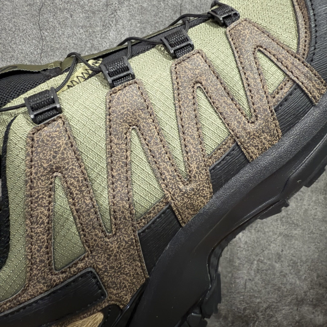 图片[3]-【666版本】SALOMON 萨洛蒙 XA PRO 3D 户外运动 网布减震防滑透气 低帮跑步鞋 男女同款 马年限定 马毛 477974 全新品质 巅峰之作 所有配色均购物原版拆解1：1开发 原材料打造 非市场公版便宜货 私模大底 清洁度比市场所有版本都高 全套原纸板楦头开发 原厂网布配套 确保原汁原味 完美呈现版型 原档数据独家私模五层组合大底 男女鞋同步官方开发至46 原装Ortholite轻量化鞋垫 中底布带钢印编号 原厂TPU锁扣 进口港宝加持 后跟自然饱满 还原公司包裹性 鞋面采用SENSIFT贴合技术 全方位贴合包裹脚型 鞋跟部鞋底牵引设计 提供强大的抓地性能 更适应野外崎岖不平的道路 其3D ADVANCED CHASSIS底盘 材料轻量大化 钉齿设计更具稳定性 防护性 鞋底易磨损区运用CONTAGRIP高耐磨材料 应对城市硬质路面长距离跑考验 尺码：36 36.5 37.5 38 38.5 39 40 40.5 41 42 42.5 43 44 45 46-选品中心