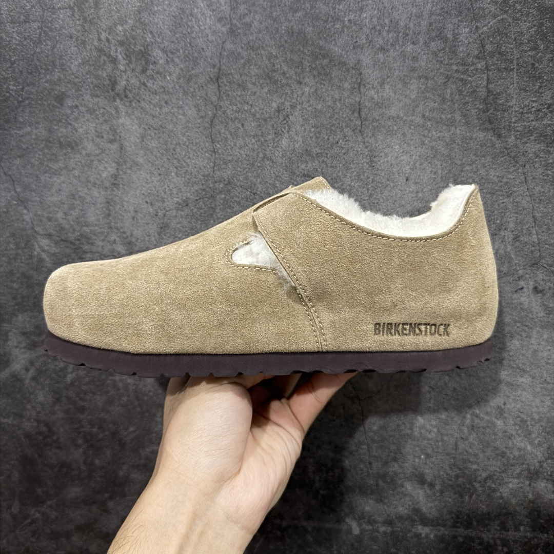 图片[2]-【莞顶G版】Birkenstock\\t 勃肯/博肯软木软底全包 羊毛一体休闲鞋 十年ZP代工厂老师傅工艺 纯手工打造原汁原味博肯 市场最强版 没有之一 鞋面设计：选用陸丰A级进口羊皮毛，质地细腻，手感丰满；尺寸间障均匀，柔软，深度保暖；吸湿，进气，排汗 鞋子内里：化质澳洲羔羊皮分子结构可将水蒸气吸进多孔构体中，吸湿性好，透气性极住，保持脚底干爽 鞋底设计：型模EVA极富弹性，加持胎面设计，升级版独家私模，柔软回弹性好，耐折耐磨，防滑防踢 尺码： 35 36 37 38 39 40-选品中心