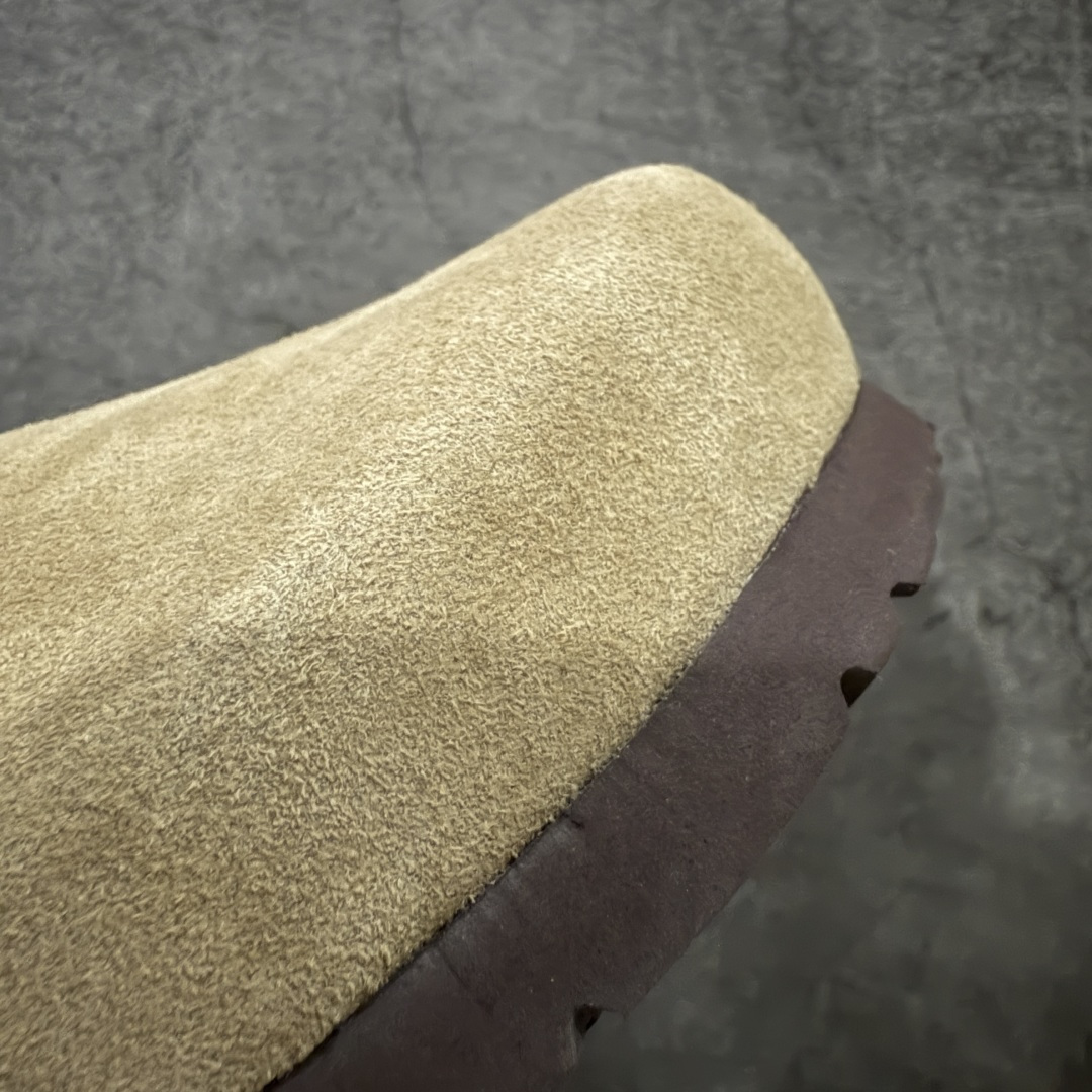 图片[7]-【莞顶G版】Birkenstock\\t 勃肯/博肯软木软底全包 羊毛一体休闲鞋 十年ZP代工厂老师傅工艺 纯手工打造原汁原味博肯 市场最强版 没有之一 鞋面设计：选用陸丰A级进口羊皮毛，质地细腻，手感丰满；尺寸间障均匀，柔软，深度保暖；吸湿，进气，排汗 鞋子内里：化质澳洲羔羊皮分子结构可将水蒸气吸进多孔构体中，吸湿性好，透气性极住，保持脚底干爽 鞋底设计：型模EVA极富弹性，加持胎面设计，升级版独家私模，柔软回弹性好，耐折耐磨，防滑防踢 尺码： 35 36 37 38 39 40-选品中心