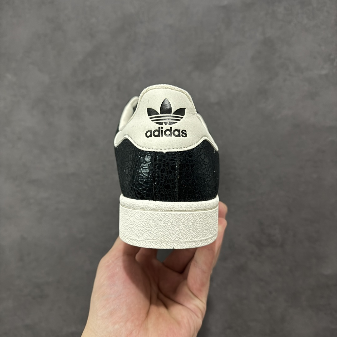 图片[4]-【纯原版】Adidas Originals Superstar贝壳头 渠道正品订单 诠释市场最高工艺水平 贝壳头经典小白板鞋 专柜上架同步配色 全鞋进口头层皮料打造。区别市面普通真标版本，进出专柜无压力 货号： JS4014 尺码： 36 36.5 37.5 38 38.5 39 40 40.5 41 42 42.5 43 44 44.5 45-选品中心