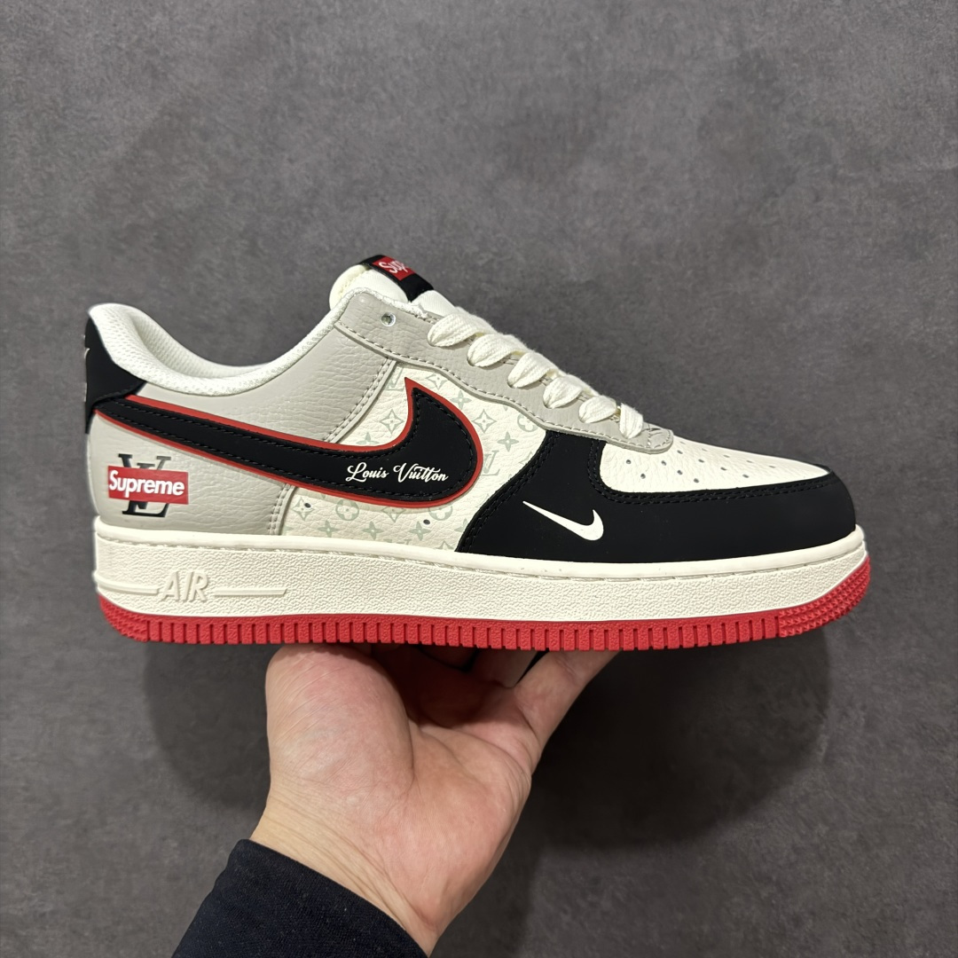 【定制版】Nike Air Force 1 Low 07 SUP联名 空军一号低帮板鞋 原楦头原纸板 打造纯正空军版型 专注外贸渠道 全掌内置蜂窝气垫 原盒配件 原厂中底钢印、拉帮完美 货号：XS1958-629 尺码：36-45-选品中心