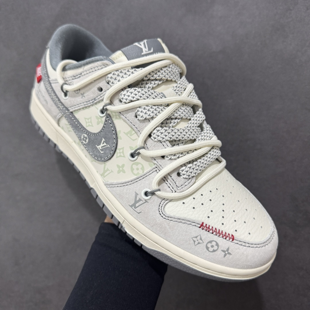 图片[3]-【定制版】Nike SB Dunk Low 联名款 绑带 高端定制 低帮休闲板鞋 CX5050-Y35  #定制鞋盒 大厂纯原品质出货 超高清洁度 皮料切割干净无任何毛边 细节完美   尺码：36 36.5 37.5 38 38.5 39 40 40.5 41 42 42.5 43 44 44.5 45 编码：HXSB350360-选品中心