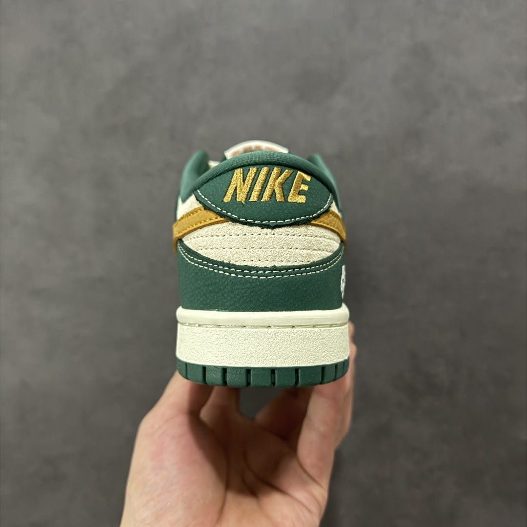 图片[4]-【定制版】Nike SB Dunk Low 卡其绿 高端定制 低帮休闲板鞋 YF9511-921  #定制鞋盒 大厂纯原品质出货 超高清洁度 皮料切割干净无任何毛边 细节完美   尺码：36 36.5 37.5 38 38.5 39 40 40.5 41 42 42.5 43 44 44.5 45 编码：HXSB330340-选品中心