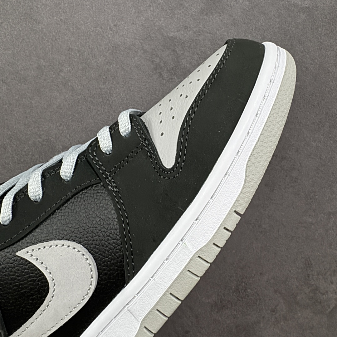 图片[5]-【YC版本】SB Dunk Low J-Pack \”Shadow\” 影子灰 圈内最强性价比 全套惠州原厂楦头原纸板数据档案倾力打造 极致还原 匹配率百分之九十九 无解鞋型 御用原厂Sadesa D7 皮料 细纹质感排气孔完全一致 广东原厂配套原盒原标 鞋盒分三个尺码段 原厂冲刀 超高清洁度 全鞋零毛边皮料切割 采用原厂百宏鞋带以及原厂百宏织舌标 内标可供原厂几率过验 进口原装条纹中底布 四线拉帮白色点胶 原厂拉帮手法遵循公司 原厂电绣 针数密度一致 全鞋134处细节 逐一对比 追求零偏差 出货即市场巅峰 货号：BQ6817-007 尺码：36 37.5 38 38.5 39 40 40.5 41 42 42.5 43 44 44.5 45 46 编码：HXSB270280-选品中心