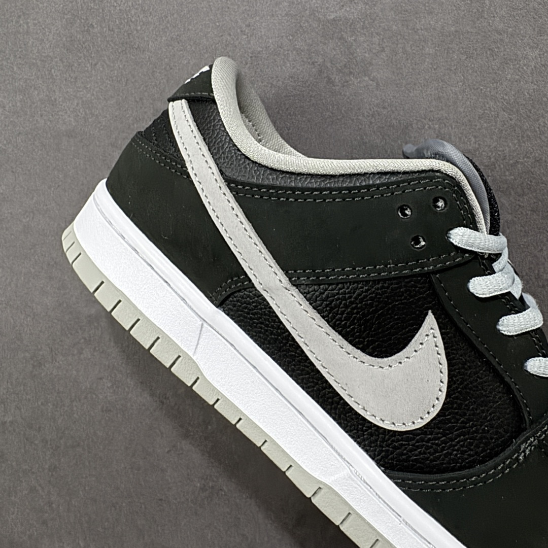 图片[6]-【YC版本】SB Dunk Low J-Pack \”Shadow\” 影子灰 圈内最强性价比 全套惠州原厂楦头原纸板数据档案倾力打造 极致还原 匹配率百分之九十九 无解鞋型 御用原厂Sadesa D7 皮料 细纹质感排气孔完全一致 广东原厂配套原盒原标 鞋盒分三个尺码段 原厂冲刀 超高清洁度 全鞋零毛边皮料切割 采用原厂百宏鞋带以及原厂百宏织舌标 内标可供原厂几率过验 进口原装条纹中底布 四线拉帮白色点胶 原厂拉帮手法遵循公司 原厂电绣 针数密度一致 全鞋134处细节 逐一对比 追求零偏差 出货即市场巅峰 货号：BQ6817-007 尺码：36 37.5 38 38.5 39 40 40.5 41 42 42.5 43 44 44.5 45 46 编码：HXSB270280-选品中心