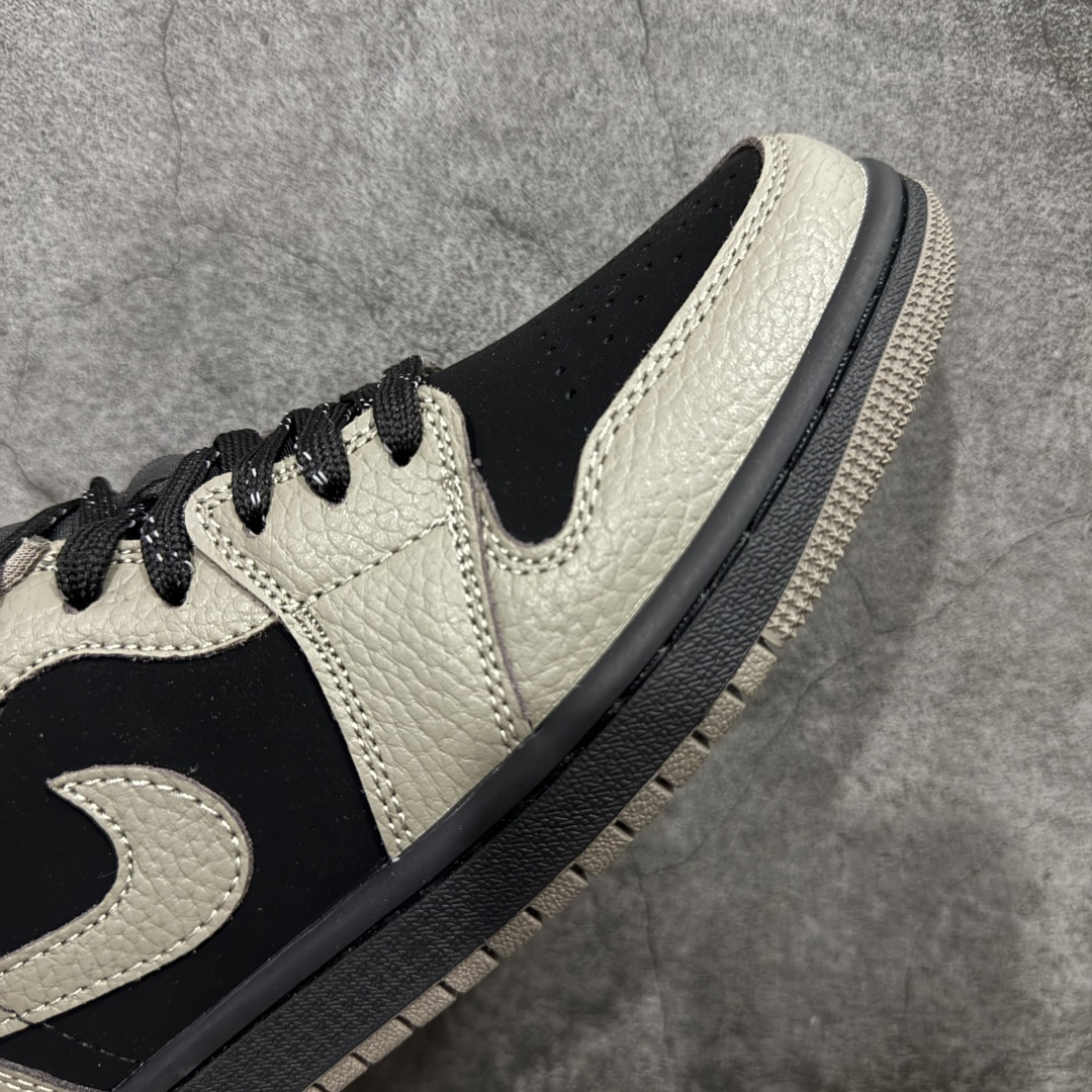 图片[6]-【H11纯原版】Nike Air Jordan 1 LOW AJ1 乔一 舒适贴合 低帮 复古篮球鞋 男女同款 棕黑色 #H11顶级纯原 纯原外贸平台特供订单 #全套原纸板楦头开发 #原厂特供材料配套加持 #确保原汁原味 完美呈现版型 #原档数据独家私模大底 #男女鞋同步官方开发至47.5 #原装进口轻量化鞋垫 #进口港宝加持 后跟自然饱满 还原公司包裹性 #鞋面采用原装数据贴合技术 #全方位贴合包裹脚型 #鞋跟部鞋底牵引设计 #提供强大的抓地性能 #更适应不同实战场地路面 货号：IB7109-005 尺码：35.5 36 36.5 37.5 38 38.5 39 40 40.5 41 42 42.5 43 44 45 46 47.5-选品中心