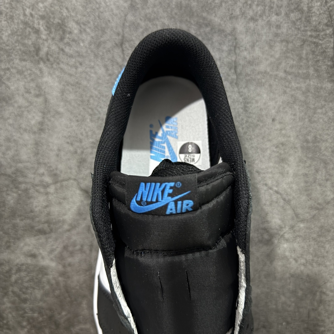 图片[8]-【纯原全头层】Air Jordan 1 AJ1 OG Low 低帮白蓝 CZ0790-104 超级强悍品质 可对比市场各大纯原版本 专业aj大厂出品 对细节的把控毋庸置疑 材料也是用最接近原鞋的头层皮料 所有地方都没有做到减配 原厂鞋楦打造完美鞋型 整体鞋型以及后跟做的弧度做的非常好 鞋带为原厂打蜡鞋带 粗细程度同步原鞋 裁片清洁度到位 无明显瑕疵毛边 免修产品 正确针车 该重针 该有尖角的地方都有做到 鞋价格非常香 转手可闭眼卖高价 到手各位就知道货有多好 绝对秒杀一切同价格货品 尺码：36-47.5-选品中心