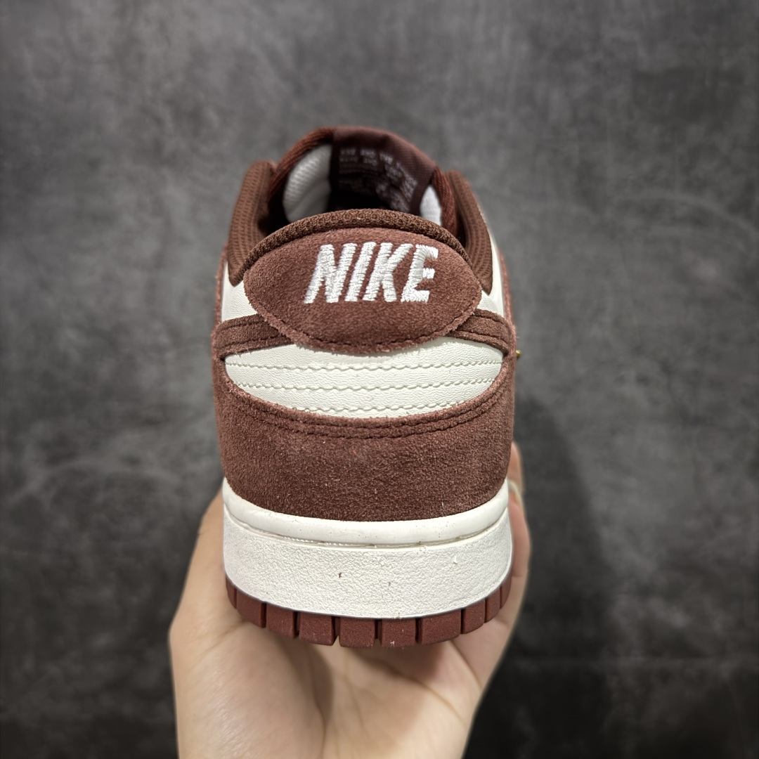 图片[4]-【CS纯原版】DUNK 官方新版双勾 马年限定🔥金勾红棕 马上发财❗️马上有钱❗️ 纯原大厂出品 顶级版本👏 原装头层材料 独家版型蒸餾加工 帶來的是更好的视觉和脚感体验 大厂纯原品质出货 清洁度 电绣工艺 皮料切割干净无任何毛边 细节完美 货号：IB4417-104 尺码：36 36.5 37.5 38 38.5 39 40 40.5 41 42 42.5 43 44 44.5 45 46-选品中心