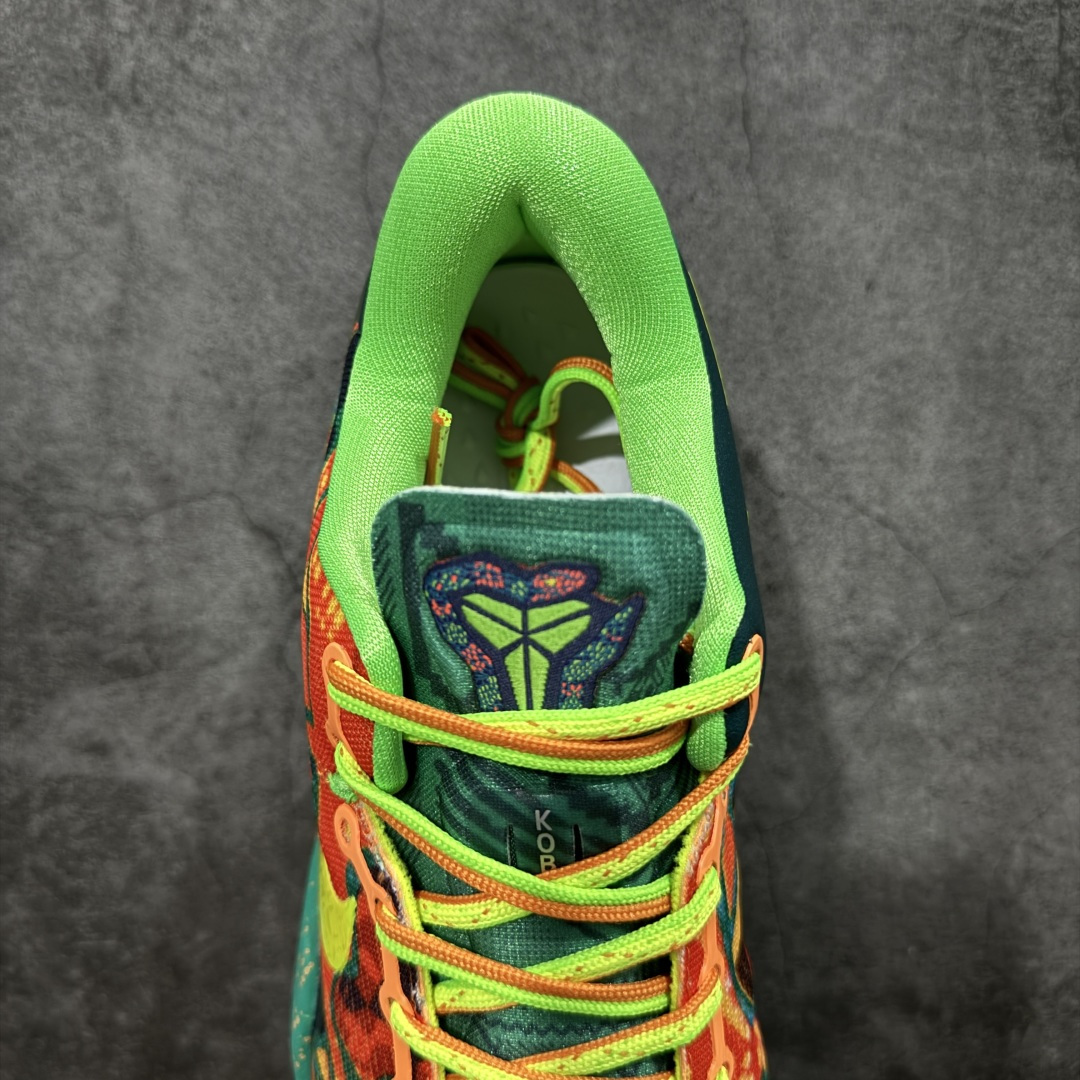 图片[8]-【CK纯原版】Nike Zoom Kobe Ⅷ System 科比8代低帮实战篮球鞋 鞋垫升级配备超厚PHYLON中底 前后掌部位搭载Zoom气垫单元 塑料碳纤维支撑中板 KOBE VII体系的速度模块配备了 PHYLON 中底和在前后掌部位的 Zoom气垫单元，提供快速响应的缓冲。同时，采用低帮弹力鞋口设计，使鞋子能够紧贴脚踝提供更好的支撑。速度模块采用贴合脚面的舒适包裹设计，摒弃传统的鞋舌和鞋内套，使球鞋更加轻质。 货号：HM9621-900 尺码：39-47.5-选品中心