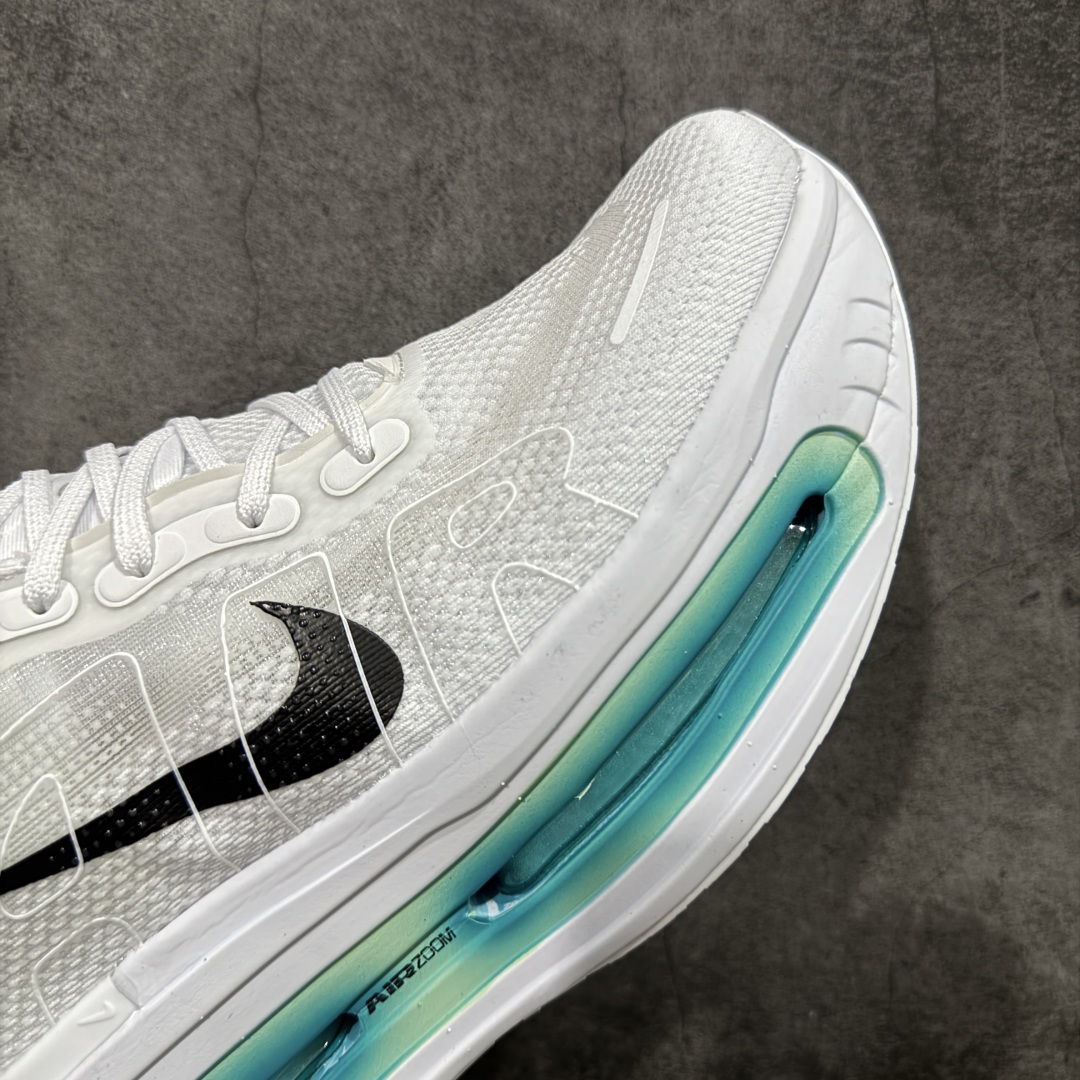 图片[6]-【YH纯原】Nike VOMERO PREMIUM 耐克 舒适减震防滑 低帮跑步鞋 全掌ReactX泡绵中底 前掌和后跟还配备了Air Zoom气垫单元 据说跑起来更快更舒适哦 这次最大的升级点 首次引入了ReactX泡绵 货号：HQ2050-836 尺码：36 36.5 37.5 38 38.5 39 40 40.5 41 42 42.5 43 44 45-选品中心