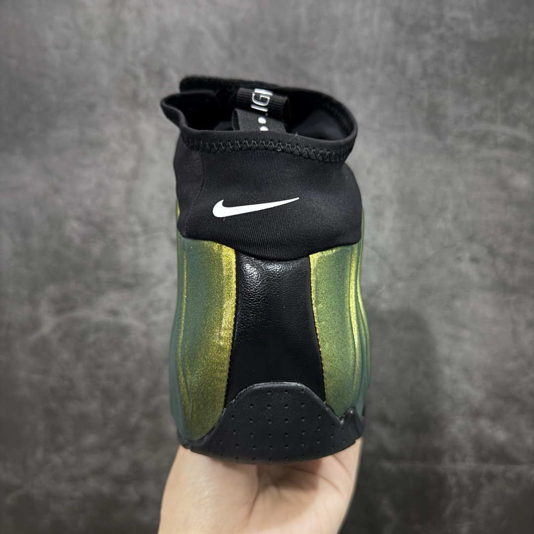 图片[4]-【莞顶纯原】Nike Air Flightposite One\”Carbon Fiber\”飞行风一代系列中帮休闲运动文化篮球鞋“紫风一” FV5582-700 采用一次成型聚氨酯铸模脚型内膜鞋面材质 鞋垫嵌入前后掌ZOOM回弹缓震气垫 超大TPU模块组合耐磨橡胶大底❗️ 经典的全黑配色 Nike Air Flightposite 2014 “Carbon Fiber” 又将我们带回到那个难忘的年代。低调而奢华感十足的碳纤维纹路鞋面，经典的拉链式设计，在十多年后的今天，这款碳板风仍然颇具魅力，诸多细节值得细细品味。 尺码：38-44-选品中心