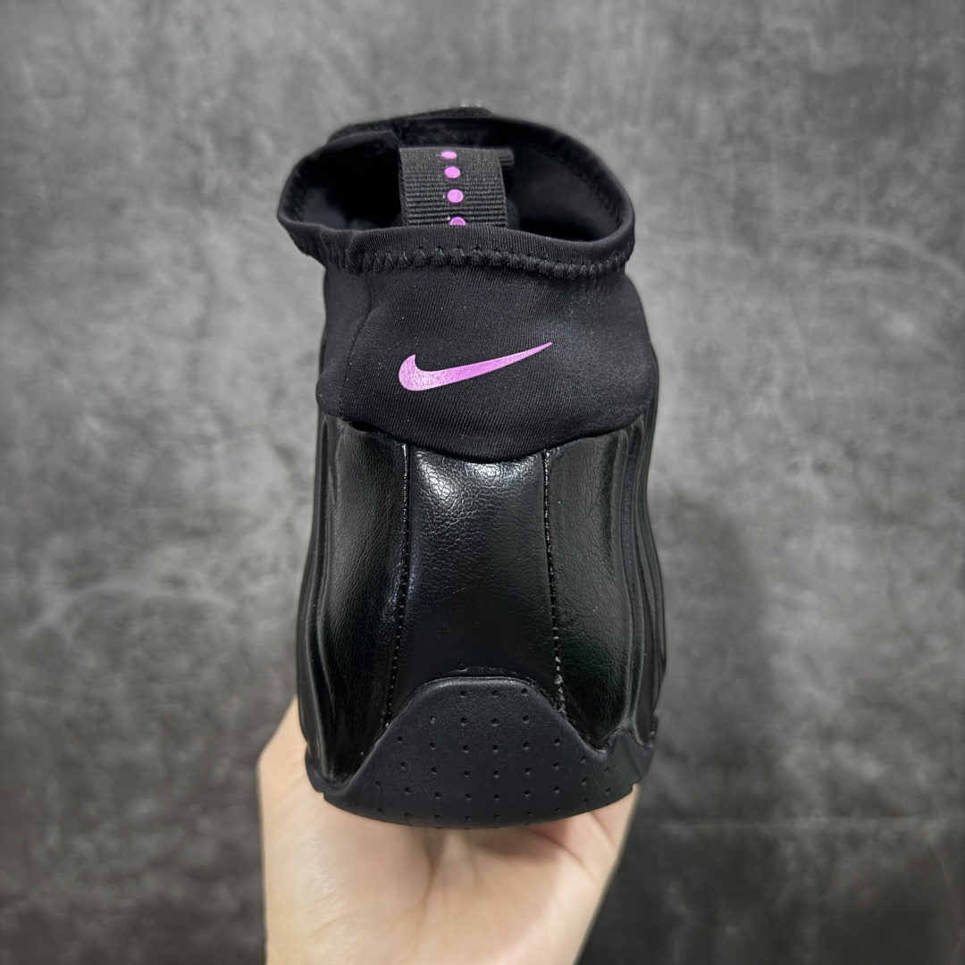 图片[4]-【莞顶纯原】Nike Air Flightposite One\”Carbon Fiber\”飞行风一代系列中帮休闲运动文化篮球鞋“黑粉黑风”碳板风一复刻版 345826-001 采用一次成型聚氨酯铸模脚型内膜鞋面材质 鞋垫嵌入前后掌ZOOM回弹缓震气垫 超大TPU模块组合耐磨橡胶大底❗️ 经典的全黑配色 Nike Air Flightposite 2014 “Carbon Fiber” 又将我们带回到那个难忘的年代。低调而奢华感十足的碳纤维纹路鞋面，经典的拉链式设计，在十多年后的今天，这款碳板风仍然颇具魅力，诸多细节值得细细品味。 尺码：38-44-选品中心