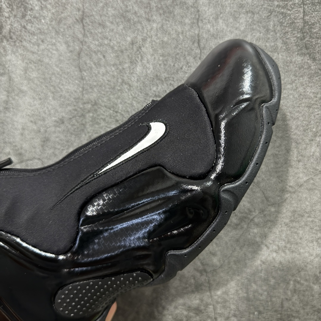 图片[6]-【莞顶纯原】Nike Air Flightposite One\”Carbon Fiber\”飞行风一代系列中帮休闲运动文化篮球鞋“碳板黑风”碳板风一复刻版 642307-001 采用一次成型聚氨酯铸模脚型内膜鞋面材质 鞋垫嵌入前后掌ZOOM回弹缓震气垫 超大TPU模块组合耐磨橡胶大底❗️ 经典的全黑配色 Nike Air Flightposite 2014 “Carbon Fiber” 又将我们带回到那个难忘的年代。低调而奢华感十足的碳纤维纹路鞋面，经典的拉链式设计，在十多年后的今天，这款碳板风仍然颇具魅力，诸多细节值得细细品味。 尺码：38-44-选品中心