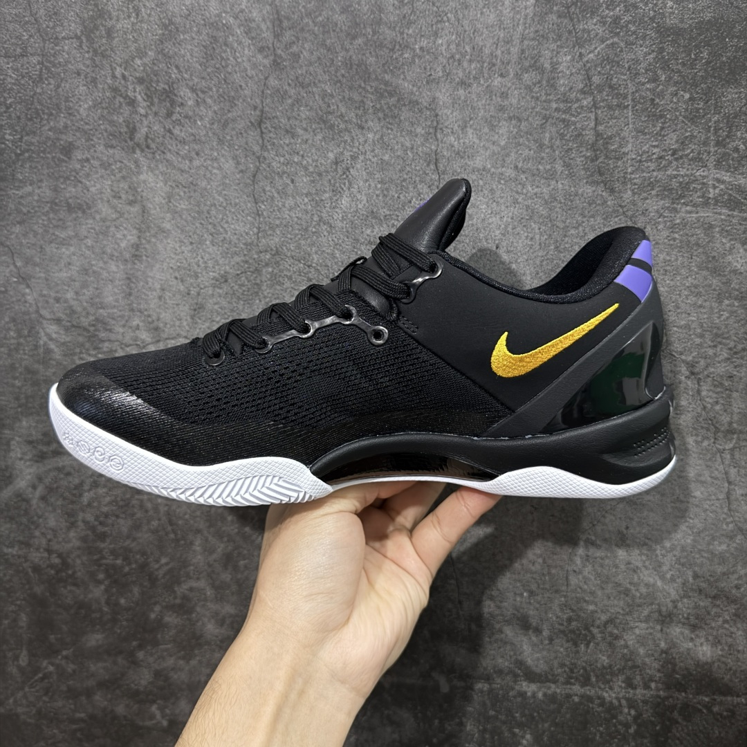 图片[2]-【CK纯原版】Nike Zoom Kobe Ⅷ System 科比8代低帮实战篮球鞋 鞋垫升级配备超厚PHYLON中底 前后掌部位搭载Zoom气垫单元 塑料碳纤维支撑中板 KOBE VII体系的速度模块配备了 PHYLON 中底和在前后掌部位的 Zoom气垫单元，提供快速响应的缓冲。同时，采用低帮弹力鞋口设计，使鞋子能够紧贴脚踝提供更好的支撑。速度模块采用贴合脚面的舒适包裹设计，摒弃传统的鞋舌和鞋内套，使球鞋更加轻质。 货号：HF9550-001 尺码：39-47.5-选品中心