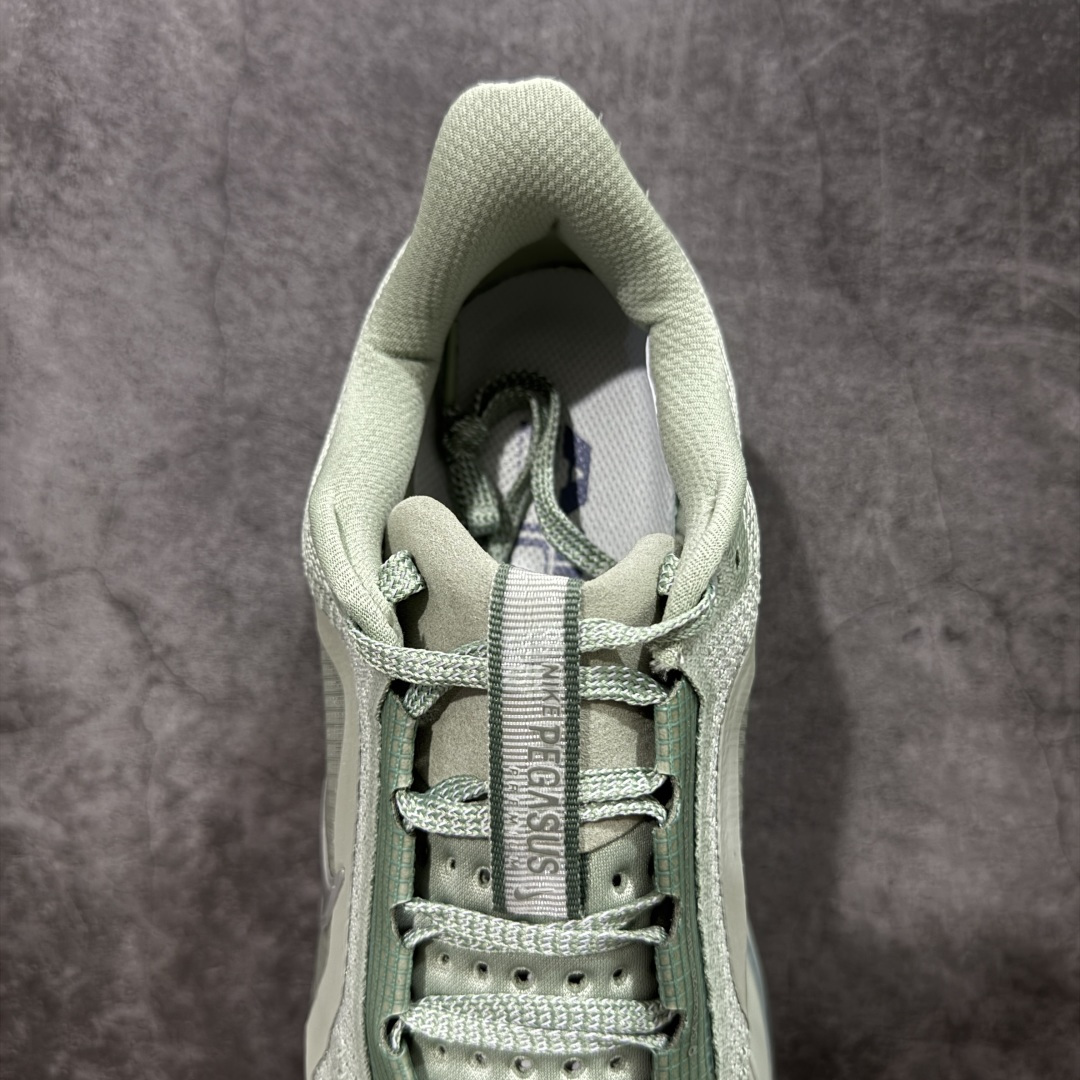 图片[8]-【S版纯原】Nike Pegasus Premium Airscape 舒适百搭减震防滑耐磨透气 低帮跑步鞋 灰绿色 HQ2592-300    低帮跑步鞋，简约又不失活力，上脚超吸睛。  它不仅颜值高，性能更是一绝！  全掌气垫科技，减震防滑超耐磨，每一步都能感受到强劲回弹，给双脚舒适支撑。  透气鞋面，跑步时双脚也能自由呼吸。    #独家原包 原底原料 开模打造  #原厂鞋标 高精密准度  #原楦原纸板开发 匹配原版98%以上  #后跟弧度 正确呈现  #原厂皮料 质感无敌  #皮料切割干净 无任何毛边 清洁度细节完美    尺码：35.5-46-选品中心