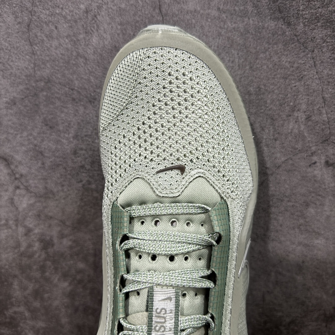 图片[5]-【S版纯原】Nike Pegasus Premium Airscape 舒适百搭减震防滑耐磨透气 低帮跑步鞋 灰绿色 HQ2592-300    低帮跑步鞋，简约又不失活力，上脚超吸睛。  它不仅颜值高，性能更是一绝！  全掌气垫科技，减震防滑超耐磨，每一步都能感受到强劲回弹，给双脚舒适支撑。  透气鞋面，跑步时双脚也能自由呼吸。    #独家原包 原底原料 开模打造  #原厂鞋标 高精密准度  #原楦原纸板开发 匹配原版98%以上  #后跟弧度 正确呈现  #原厂皮料 质感无敌  #皮料切割干净 无任何毛边 清洁度细节完美    尺码：35.5-46-选品中心