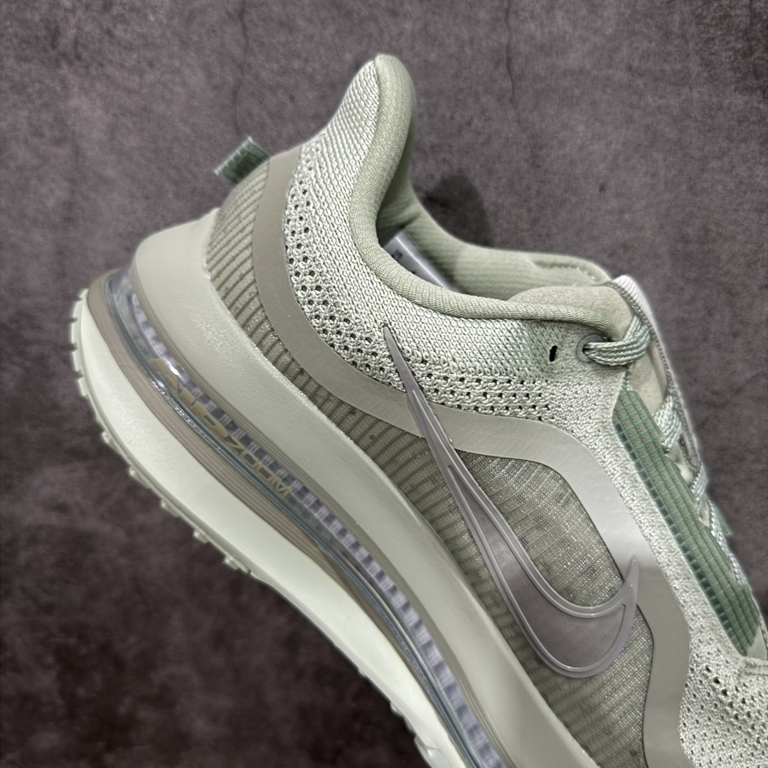 图片[7]-【S版纯原】Nike Pegasus Premium Airscape 舒适百搭减震防滑耐磨透气 低帮跑步鞋 灰绿色 HQ2592-300    低帮跑步鞋，简约又不失活力，上脚超吸睛。  它不仅颜值高，性能更是一绝！  全掌气垫科技，减震防滑超耐磨，每一步都能感受到强劲回弹，给双脚舒适支撑。  透气鞋面，跑步时双脚也能自由呼吸。    #独家原包 原底原料 开模打造  #原厂鞋标 高精密准度  #原楦原纸板开发 匹配原版98%以上  #后跟弧度 正确呈现  #原厂皮料 质感无敌  #皮料切割干净 无任何毛边 清洁度细节完美    尺码：35.5-46-选品中心