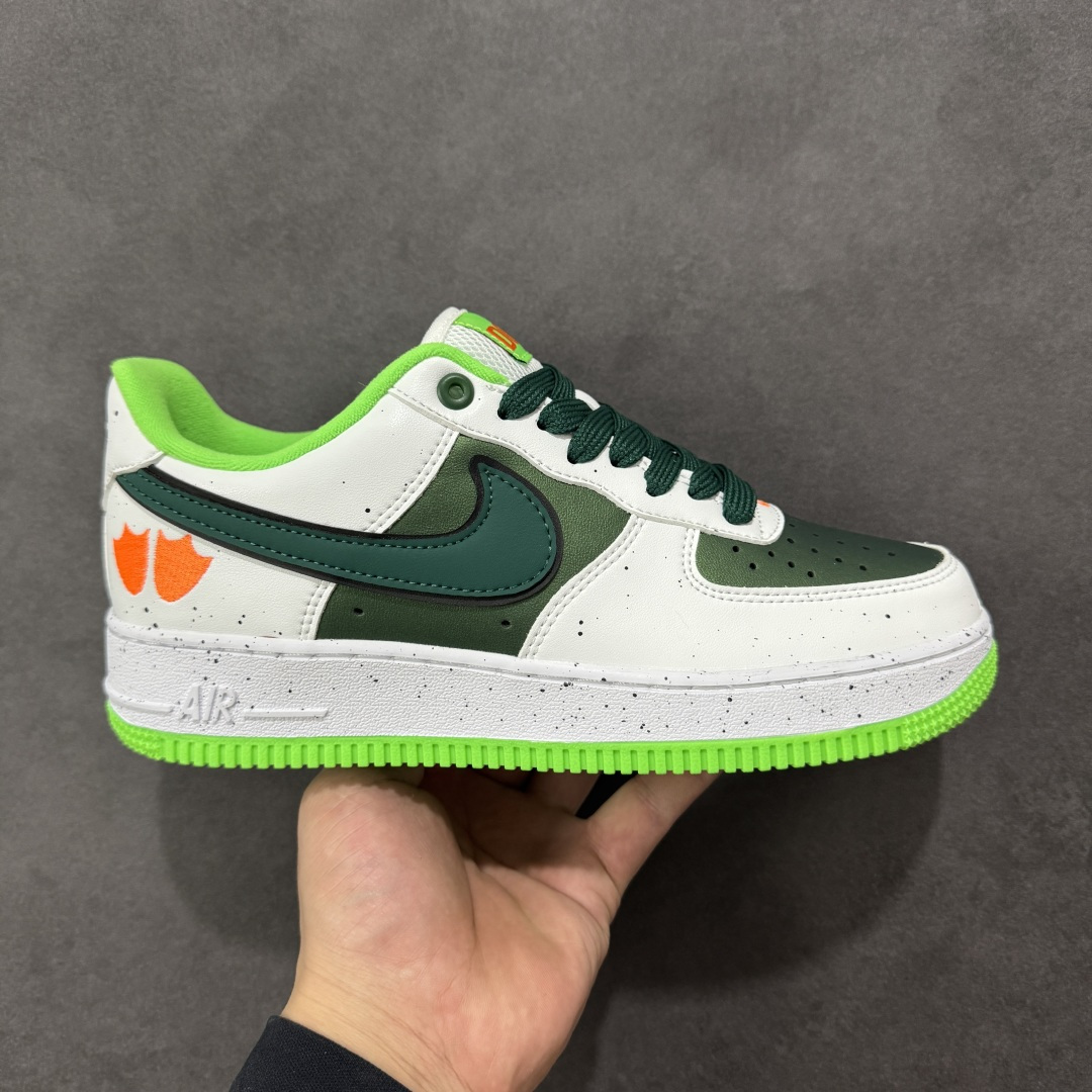 【公司级】AF1耐克 Nike Air Force 1 ‘07 Low 空军一号 厚底增高百搭运动板鞋 原楦头原纸板 打造纯正空军版型，专注外贸渠道 全掌内置蜂窝气垫 原盒配件 原厂中底钢印、拉帮完美 官方同步上架。 货号：IU7613-100 尺码：36 36.5 37.5 38 38.5 39 40 40.5 41 42 42.5 43 44 45 编码：JJB260270-选品中心