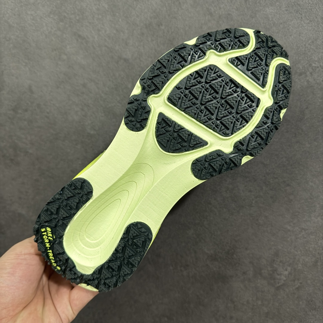 图片[9]-【纯原组合底】Nike VOMERO 18 GTX 耐克 舒适减震防滑 低帮跑步鞋 正确组合大底 正确真正gtx防水鞋面 全掌ReactX泡绵中底 前掌和后跟还配备了Air Zoom气垫单元 据说跑起来更快更舒适哦 这次最大的升级点 首次引入了ReactX泡绵 货号：HQ7002-300 尺码：35.5 36 36.5 37.5 38 38.5 39 40 40.5 41 42 42.5 43 44 45 编码：GLB240250-选品中心