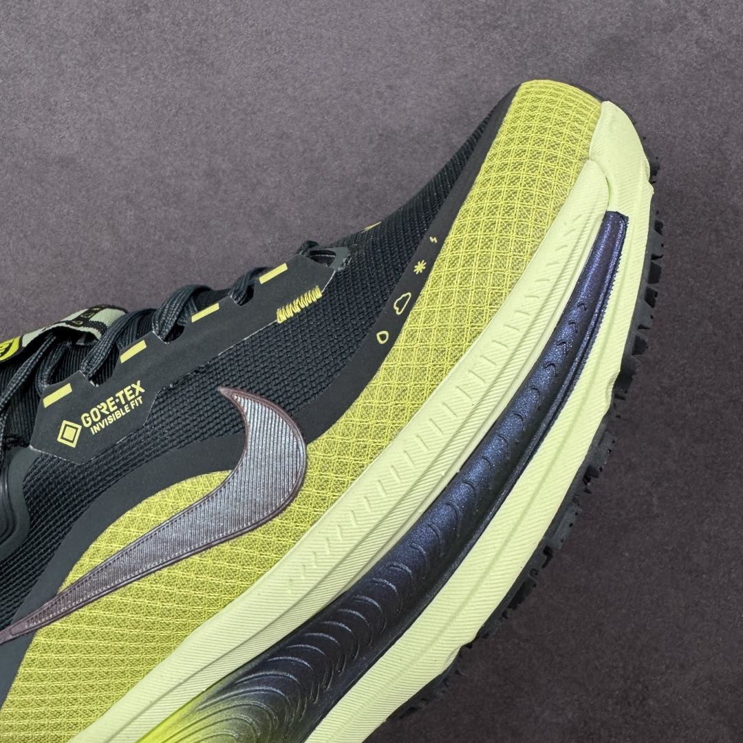 图片[5]-【纯原组合底】Nike VOMERO 18 GTX 耐克 舒适减震防滑 低帮跑步鞋 正确组合大底 正确真正gtx防水鞋面 全掌ReactX泡绵中底 前掌和后跟还配备了Air Zoom气垫单元 据说跑起来更快更舒适哦 这次最大的升级点 首次引入了ReactX泡绵 货号：HQ7002-300 尺码：35.5 36 36.5 37.5 38 38.5 39 40 40.5 41 42 42.5 43 44 45 编码：GLB240250-选品中心