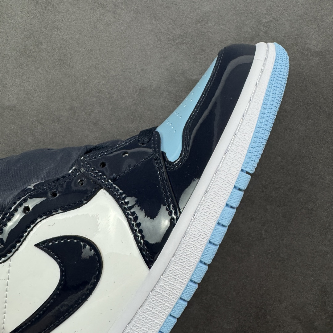 图片[5]-【公司级头层版】Air Jordan 1 High OG 高帮 AJ1 乔丹1代 aj1 乔1 高邦 金人吊牌 乔丹篮球鞋系列CD0461-401 采用正确头层皮组合荔枝纹头层皮革鞋面材质 中底注胶孔及缜密中底拉帮工艺 内置气垫及耐磨橡胶大底 尺码：36-47带半码-选品中心