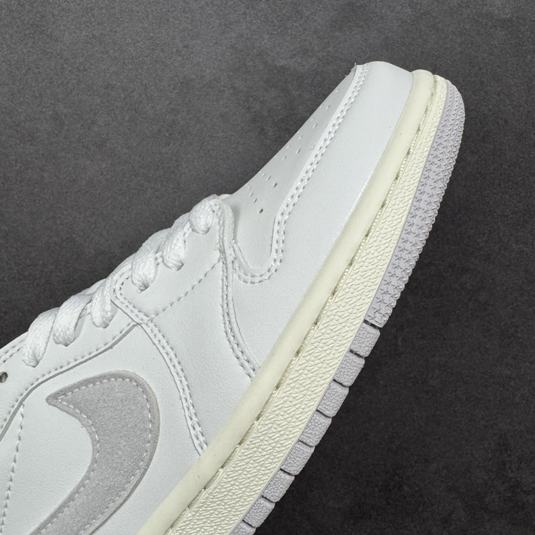 图片[5]-【H11版本】耐克Nike Air Jordan 1 AJ1经典复古经典低帮百搭文化篮球鞋 FB9933-100 公司级真标半码制#原档案原数据开发版型#采用荔枝纹头层皮革鞋面材质#原厂立体填充鞋舌海绵#中底注胶孔及缜密中底拉帮工艺#原数据开发模具大底 尺码：35.5 36 36.5 37.5 38 38.5 39 40 40.5 41 42 42.5 43 44 44.5 45 46 47.5 编码：H11B270280-选品中心