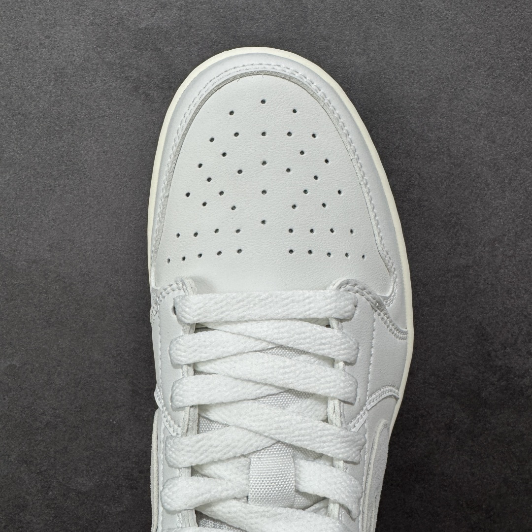 图片[8]-【H11版本】耐克Nike Air Jordan 1 AJ1经典复古经典低帮百搭文化篮球鞋 FB9933-100 公司级真标半码制#原档案原数据开发版型#采用荔枝纹头层皮革鞋面材质#原厂立体填充鞋舌海绵#中底注胶孔及缜密中底拉帮工艺#原数据开发模具大底 尺码：35.5 36 36.5 37.5 38 38.5 39 40 40.5 41 42 42.5 43 44 44.5 45 46 47.5 编码：H11B270280-选品中心