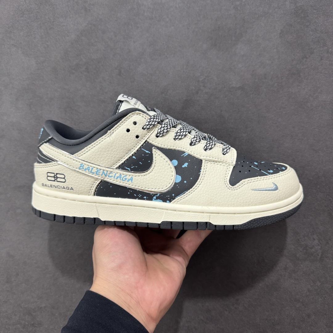 【定制版】Nike SB Dunk Low “巴黎世家联名------米白蓝双沟” 高端定制 低帮休闲板鞋 定制鞋盒 大厂纯原品质出货 超高清洁度 皮料切割干净无任何毛边 细节完美 货号：DD1988-007 尺码： 36 36.5 37.5 38 38.5 39 40 40.5 41 42 42.5 43 44 44.5 45-选品中心