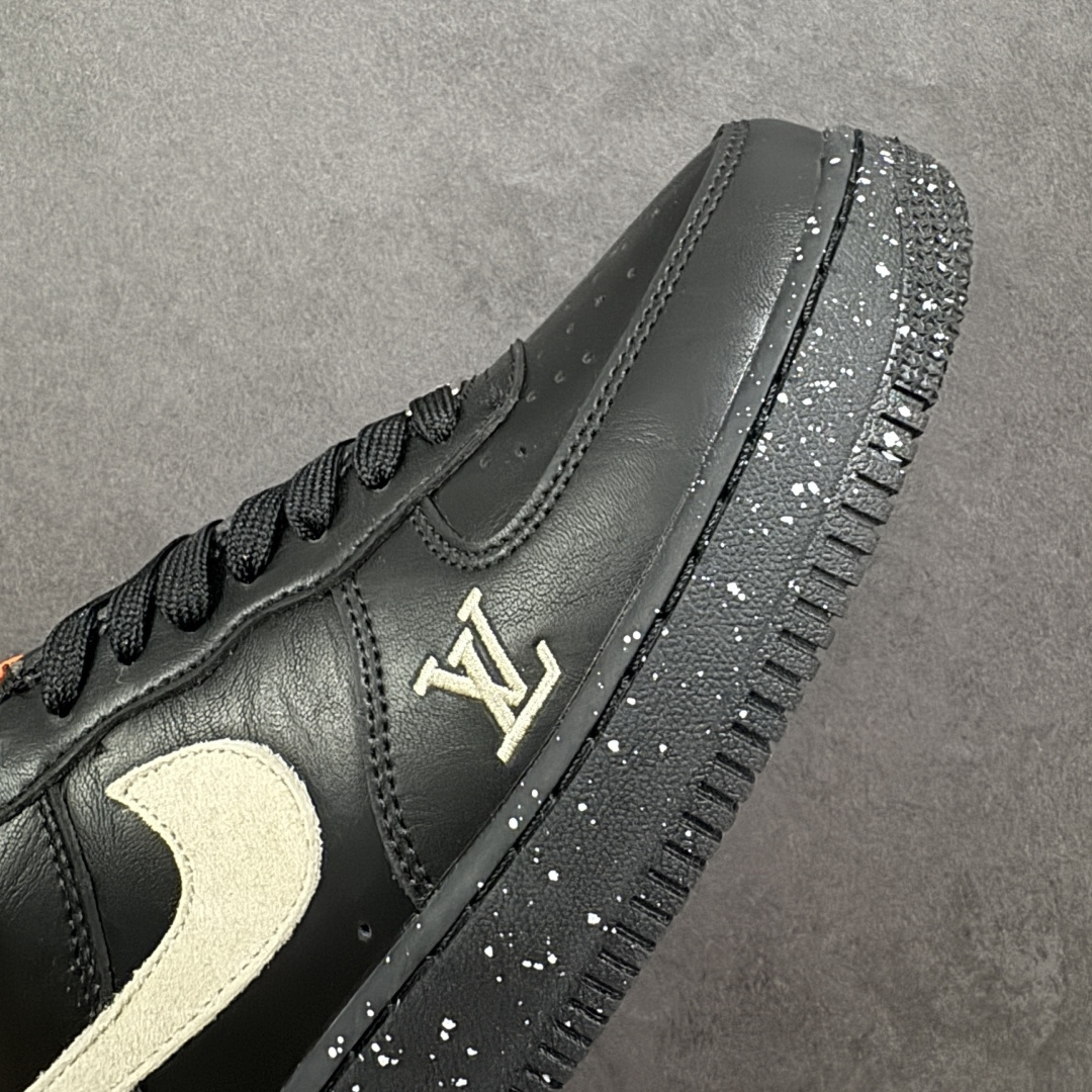 图片[5]-【定制版】NIke Air Force 1 \’07 Low “LV联名–墨黑星点” 空军一号低帮 运动鞋 休闲鞋 折边针车 工艺难度大 原楦头原纸板 高端定制鞋盒 原厂鞋底 超高清洁度 细节完美 货号：NH0601-586 尺码：36 36.5 37.5 38 38.5 39 40 40.5 41 42 42.5 43 44 44.5 45 编码：HXSB310320-选品中心