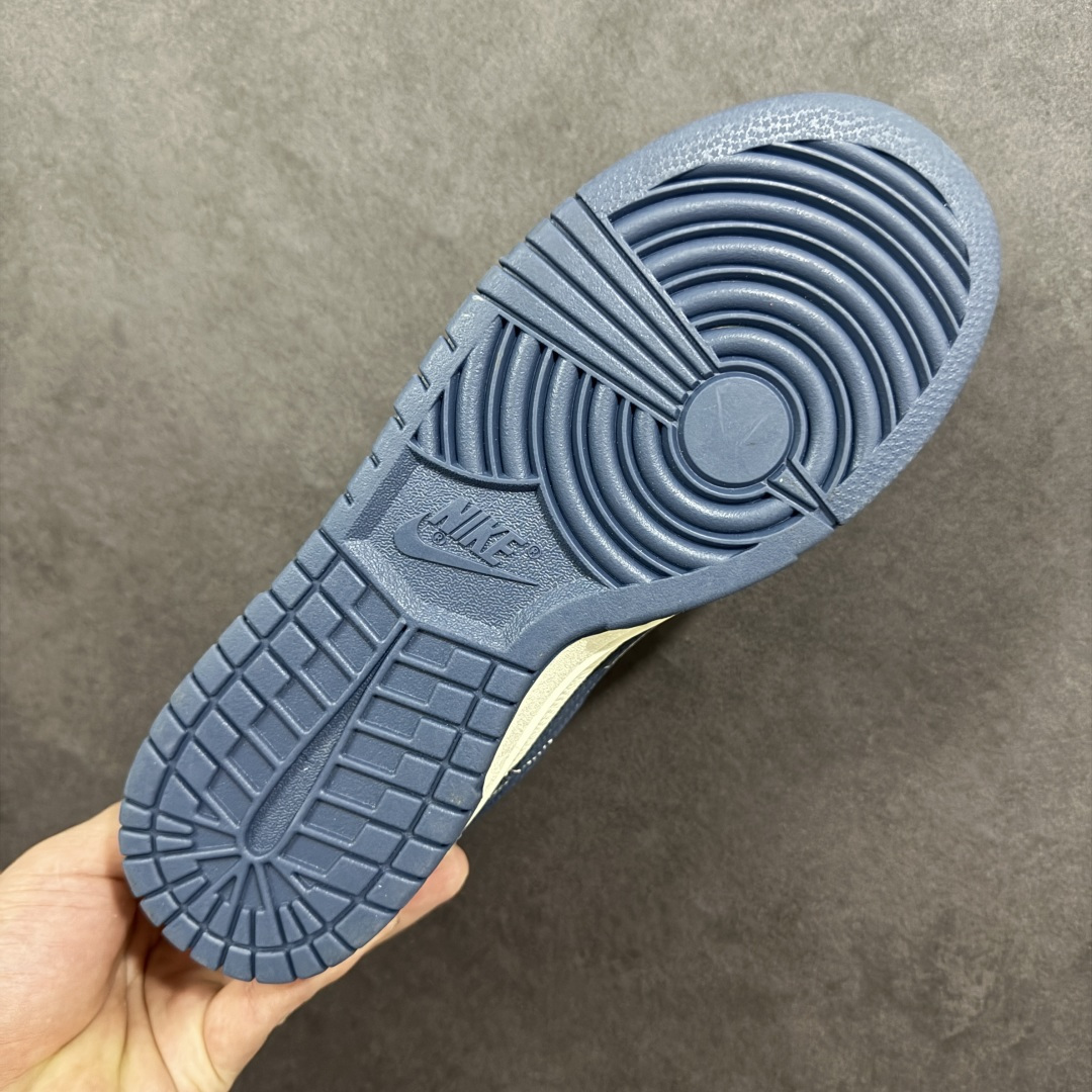 图片[9]-【定制版】Nike SB Dunk Low 斯图西“联名——卡其绿” 高端定制 低帮休闲板鞋 定制鞋盒 Ortholite鞋垫透气防臭 大厂纯原品质出货 超高清洁度 皮料切割干净无任何毛边 细节完美 货号：YF9511-920 尺码： 36 36.5 37.5 38 38.5 39 40 40.5 41 42 42.5 43 44 44.5 45-选品中心