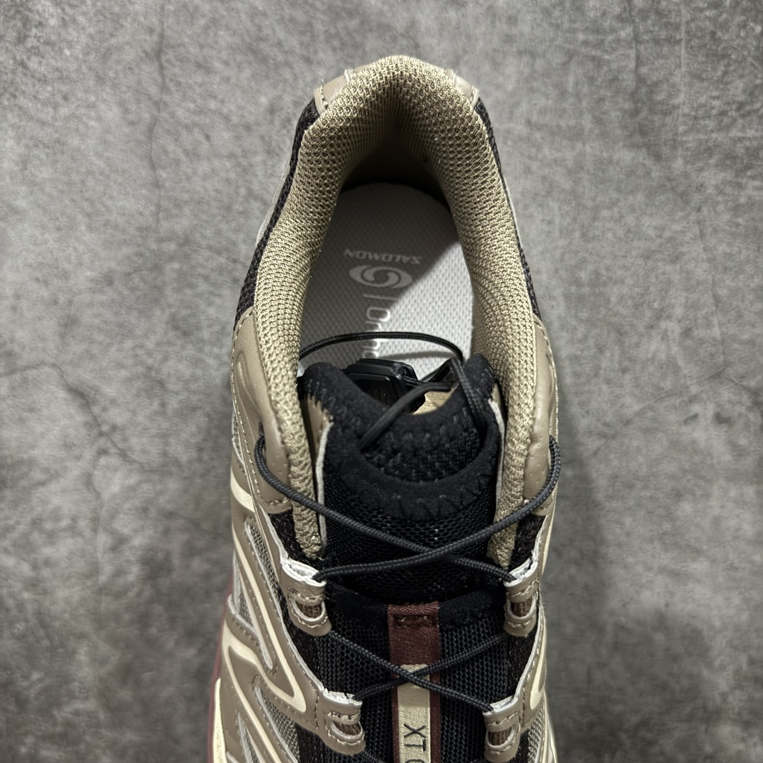 图片[8]-【PK升级版】Salomon XT-QUEST ADV 萨洛蒙 时尚 舒适减震防滑耐磨 低帮跑步鞋 男女同款 478850 纯原外贸平台特供订单 耗时半年巨作 全套原纸板楦头开发 原厂特供网布配套加持 确保原汁原味 完美呈现版型 原档数据独家私模五层组合大底 男女鞋同步官方 原装Ortholite轻量化鞋垫 中底布带钢印编号 原厂TPU锁扣 进口港宝加持 后跟自然饱满 还原公司包裹性 基于 SALOMON 初代 XT 鞋身造型并搭载 4D ADVANCED CHASSIS™ 大底打造而成 为这款 XT-QUEST 带来了多项足部控制与保护等功能性 如在运动过程中控制左右晃动的过程而提高稳定性、改善长途越野过程中足中到足尖的过渡、提高感知岩石的精确度以抵抗尖锐物体对脚底的伤害以及采用动态缓冲来增强穿着舒适感 从而减轻疲劳感 使 XT-QUEST 成为一双舒适且安全的户外之履 尺码：36 36.5 37.5 38 38.5 39 40 40.5 41 42 42.5 43 44 44.5 45-选品中心