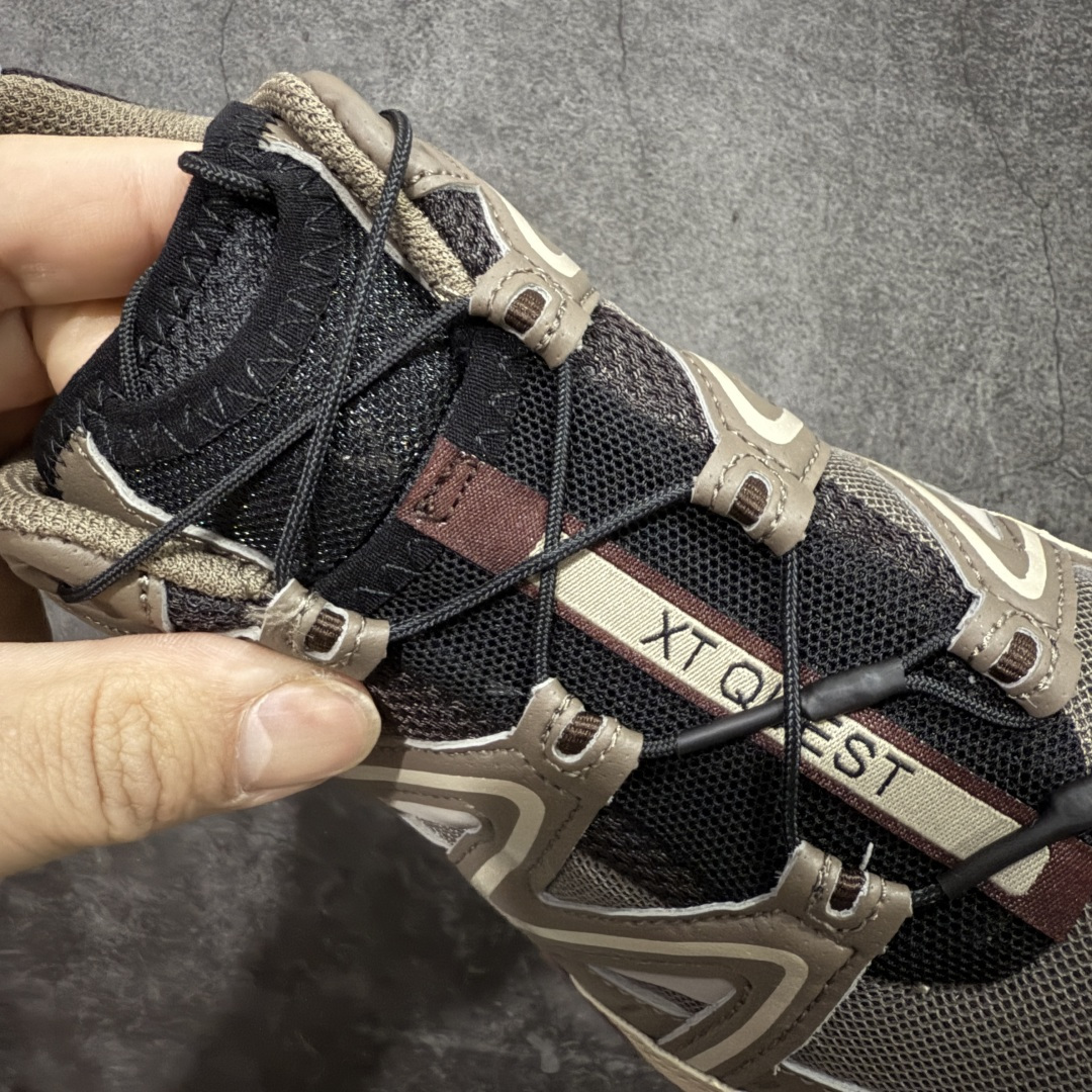 图片[6]-【PK升级版】Salomon XT-QUEST ADV 萨洛蒙 时尚 舒适减震防滑耐磨 低帮跑步鞋 男女同款 478850 纯原外贸平台特供订单 耗时半年巨作 全套原纸板楦头开发 原厂特供网布配套加持 确保原汁原味 完美呈现版型 原档数据独家私模五层组合大底 男女鞋同步官方 原装Ortholite轻量化鞋垫 中底布带钢印编号 原厂TPU锁扣 进口港宝加持 后跟自然饱满 还原公司包裹性 基于 SALOMON 初代 XT 鞋身造型并搭载 4D ADVANCED CHASSIS™ 大底打造而成 为这款 XT-QUEST 带来了多项足部控制与保护等功能性 如在运动过程中控制左右晃动的过程而提高稳定性、改善长途越野过程中足中到足尖的过渡、提高感知岩石的精确度以抵抗尖锐物体对脚底的伤害以及采用动态缓冲来增强穿着舒适感 从而减轻疲劳感 使 XT-QUEST 成为一双舒适且安全的户外之履 尺码：36 36.5 37.5 38 38.5 39 40 40.5 41 42 42.5 43 44 44.5 45-选品中心
