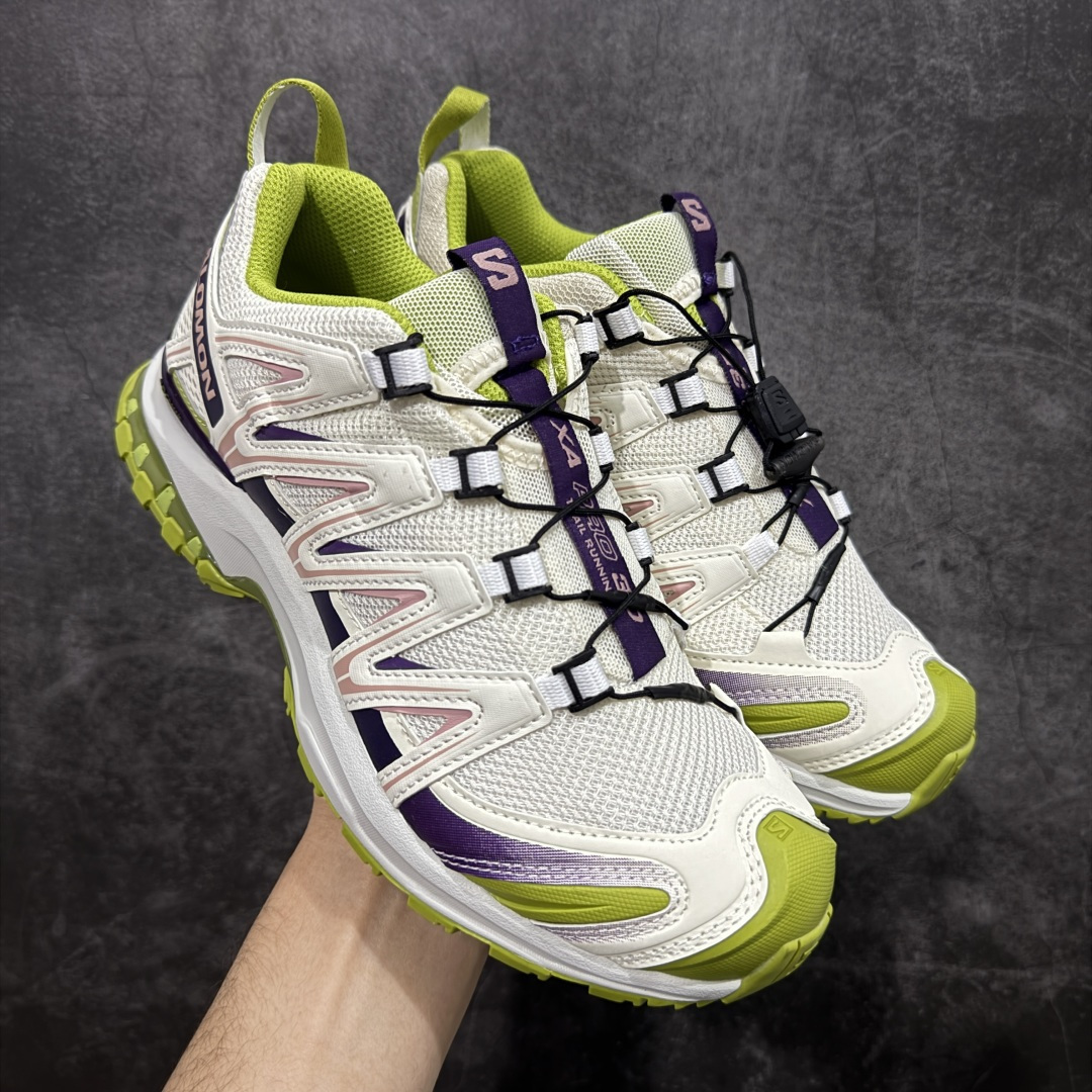 【666版本】SALOMON 萨洛蒙 XA PRO 3D 户外运动 网布减震防滑透气 低帮跑步鞋 男女同款 白绿477737 全新品质 巅峰之作 所有配色均购物原版拆解1:1开发 原材料打造 非市场公版便宜货 私模大底 清洁度比市场所有版本都高 全套原纸板楦头开发 原厂网布配套 确保原汁原味 完美呈现版型 原档数据独家私模五层组合大底 男女鞋同步官方开发至46 原装Ortholite轻量化鞋垫 中底布带钢印编号 原厂TPU锁扣 进口港宝加持 后跟自然饱满 还原公司包裹性 鞋面采用SENSIFT贴合技术 全方位贴合包裹脚型 鞋跟部鞋底牵引设计 提供强大的抓地性能 更适应野外崎岖不平的道路 其3D ADVANCED CHASSIS底盘 材料轻量大化 钉齿设计更具稳定性 防护性 鞋底易磨损区运用CONTAGRIP高耐磨材料 应对城市硬质路面长距离跑考验 尺码:36 36.5 37.5 38 38.5 39 40 40.5 41 42 42.5 43 44 45 46-选品中心