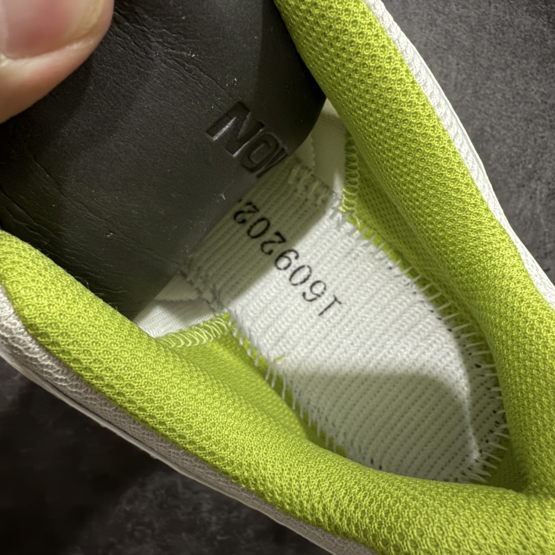 图片[8]-【666版本】SALOMON 萨洛蒙 XA PRO 3D 户外运动 网布减震防滑透气 低帮跑步鞋 男女同款 白绿477737 全新品质 巅峰之作 所有配色均购物原版拆解1：1开发 原材料打造 非市场公版便宜货 私模大底 清洁度比市场所有版本都高 全套原纸板楦头开发 原厂网布配套 确保原汁原味 完美呈现版型 原档数据独家私模五层组合大底 男女鞋同步官方开发至46 原装Ortholite轻量化鞋垫 中底布带钢印编号 原厂TPU锁扣 进口港宝加持 后跟自然饱满 还原公司包裹性 鞋面采用SENSIFT贴合技术 全方位贴合包裹脚型 鞋跟部鞋底牵引设计 提供强大的抓地性能 更适应野外崎岖不平的道路 其3D ADVANCED CHASSIS底盘 材料轻量大化 钉齿设计更具稳定性 防护性 鞋底易磨损区运用CONTAGRIP高耐磨材料 应对城市硬质路面长距离跑考验 尺码：36 36.5 37.5 38 38.5 39 40 40.5 41 42 42.5 43 44 45 46-选品中心