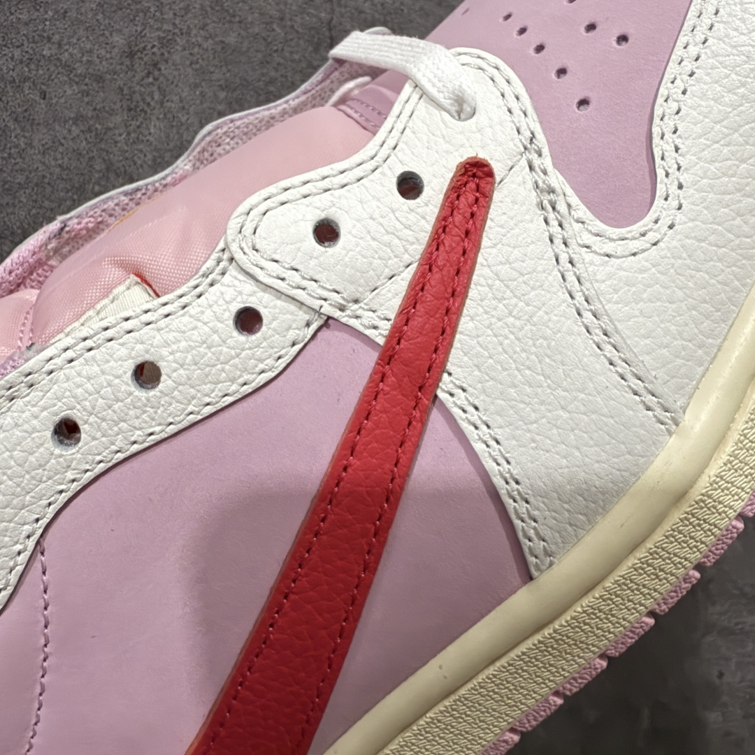 图片[5]-【GX纯原】Travis Scott x Air Jordan AJ1 Low OG SP TS联名白浅粉红倒钩低帮 DM7866-202 目前市面唯一正确版本 爱心织唛标 情人节鞋垫 知名大厂出品 纯原第一梯队版本 产品品控稳定性领先行业 各方面均可对飙市面通货版 SZ原厂全套原楦原纸板冲刀磨具开发 原厂皮料加持 原厂港宝加持定型后跟R度完美 同源原厂电绣 鬼脸飞翼针数密度立体效果一致 百分百一致原鞋 原厂拉帮工艺 针距密度一致 后跟弧度收口自然不对折 极致一眼正品既视感 进口玻璃冲刀皮料裁剪零毛边 全鞋电脑针车工艺 品控清洁度最高QC检验标准 免检产品 原厂订购鞋盒、鞋标、防尘纸、鞋撑、鞋带 追求极致的原厂味道 尺码：35.5-48.5-选品中心