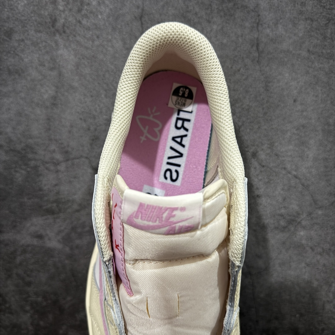 图片[8]-【GX纯原】Travis Scott x Air Jordan AJ1 Low OG SP TS联名白浅粉倒钩低帮 DZ4137-206DM7866-200 目前市面唯一正确版本 爱心织唛标 情人节鞋垫 知名大厂出品 纯原第一梯队版本 产品品控稳定性领先行业 各方面均可对飙市面通货版 SZ原厂全套原楦原纸板冲刀磨具开发 原厂皮料加持 原厂港宝加持定型后跟R度完美 同源原厂电绣 鬼脸飞翼针数密度立体效果一致 百分百一致原鞋 原厂拉帮工艺 针距密度一致 后跟弧度收口自然不对折 极致一眼正品既视感 进口玻璃冲刀皮料裁剪零毛边 全鞋电脑针车工艺 品控清洁度最高QC检验标准 免检产品 原厂订购鞋盒、鞋标、防尘纸、鞋撑、鞋带 追求极致的原厂味道 尺码：35.5-48.5-选品中心