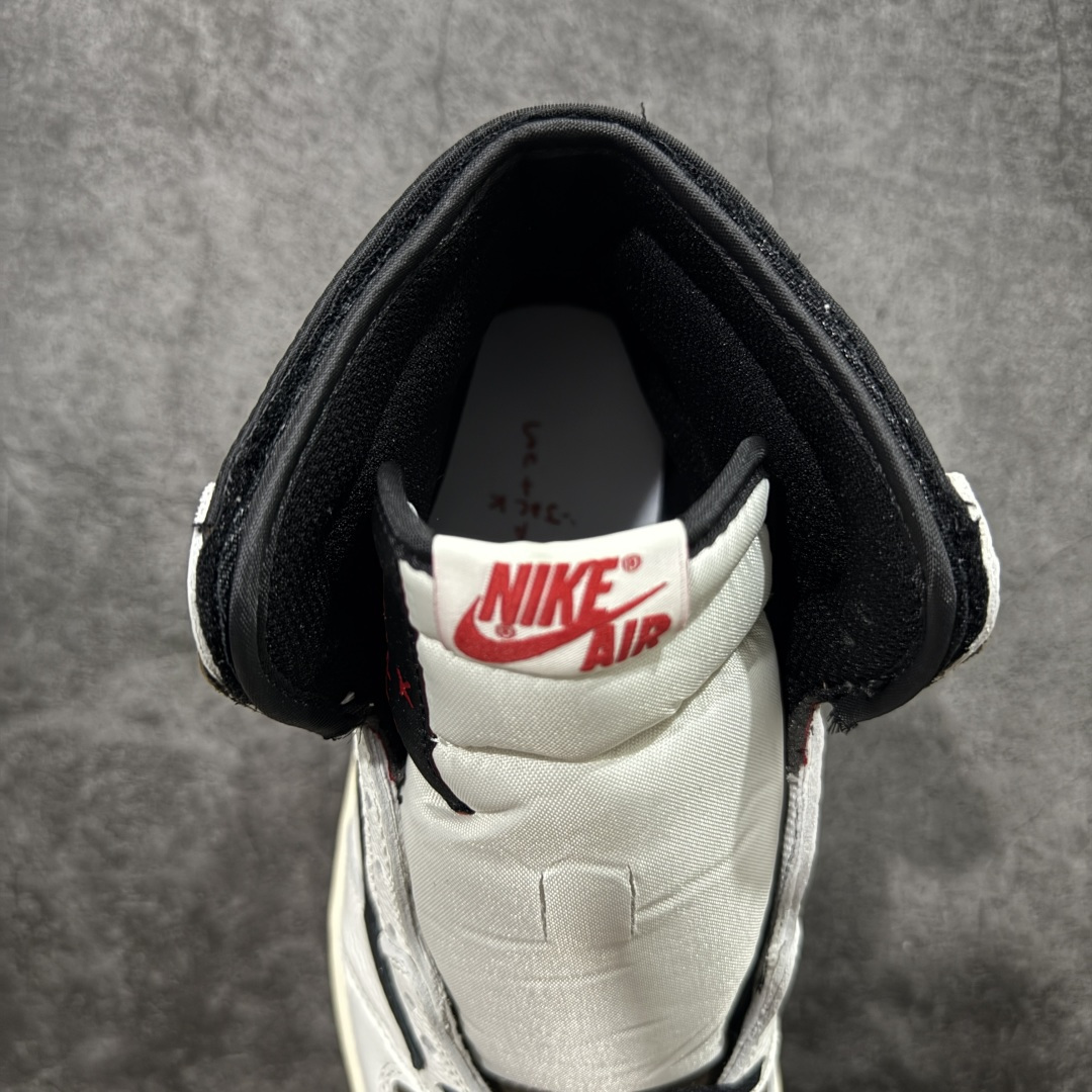 图片[8]-【KZ纯原】Air Jordan 1 AJ1 反转白棕高帮小摩卡倒钩 CD4487-001 超级强悍品质 可对比市场各大纯原版本 专业aj大厂出品 对细节的把控毋庸置疑 材料也是用最接近原鞋的头层皮料 所有地方都没有做到减配 原厂鞋楦打造完美鞋型 整体鞋型以及后跟做的弧度做的非常好 鞋带为原厂打蜡鞋带 粗细程度同步原鞋 裁片清洁度到位 无明显瑕疵毛边 免修产品 正确针车 该重针 该有尖角的地方都有做到 鞋价格非常香 转手可闭眼卖高价 到手各位就知道货有多好 绝对秒杀一切同价格货品 尺码：36-47.5-选品中心