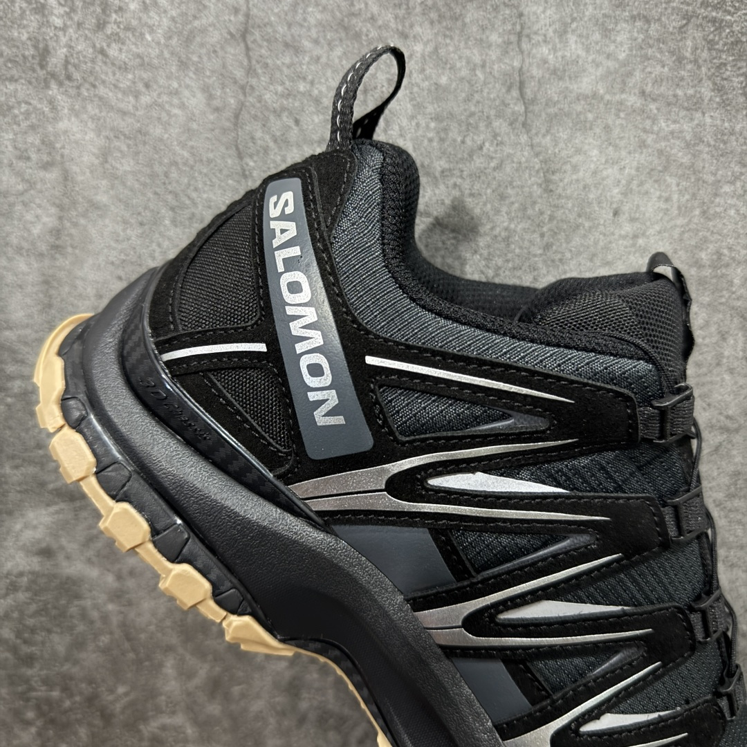 图片[7]-【GOAT纯原版】SALOMON 萨洛蒙 XA PRO 3D 户外运动 网布减震防滑透气 低帮跑步鞋 黑生胶 472433 全新品质 巅峰之作 所有配色均购物原版拆解1：1开发 原材料打造 非市场公版便宜货 私模大底 清洁度比市场所有版本都高 全套原纸板楦头开发 原厂网布配套 确保原汁原味 完美呈现版型 原档数据独家私模五层组合大底 男女鞋同步官方开发至47 原装Ortholite轻量化鞋垫 中底布带钢印编号 原厂TPU锁扣 进口港宝加持 后跟自然饱满 还原公司包裹性 鞋面采用SENSIFT贴合技术 全方位贴合包裹脚型 鞋跟部鞋底牵引设计 提供强大的抓地性能 更适应野外崎岖不平的道路 其3D ADVANCED CHASSIS底盘 材料轻量大化 钉齿设计更具稳定性 防护性 鞋底易磨损区运用CONTAGRIP高耐磨材料 应对城市硬质路面长距离跑考验 尺码：36 36.5 37.5 38 38.5 39 40 40.5 41 42 42.5 43 44 45 46 47-选品中心