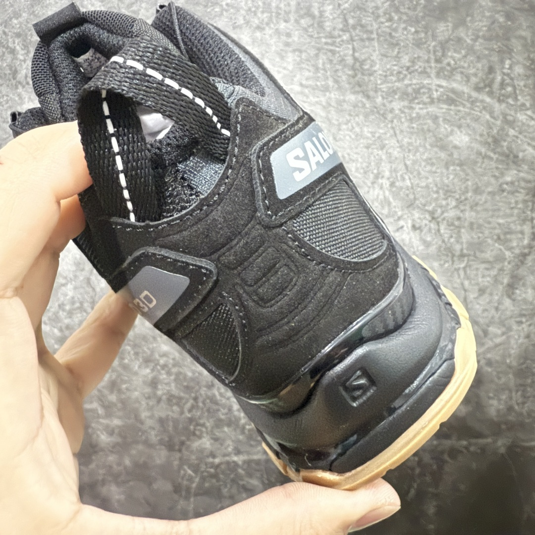 图片[2]-【GOAT纯原版】SALOMON 萨洛蒙 XA PRO 3D 户外运动 网布减震防滑透气 低帮跑步鞋 黑生胶 472433 全新品质 巅峰之作 所有配色均购物原版拆解1：1开发 原材料打造 非市场公版便宜货 私模大底 清洁度比市场所有版本都高 全套原纸板楦头开发 原厂网布配套 确保原汁原味 完美呈现版型 原档数据独家私模五层组合大底 男女鞋同步官方开发至47 原装Ortholite轻量化鞋垫 中底布带钢印编号 原厂TPU锁扣 进口港宝加持 后跟自然饱满 还原公司包裹性 鞋面采用SENSIFT贴合技术 全方位贴合包裹脚型 鞋跟部鞋底牵引设计 提供强大的抓地性能 更适应野外崎岖不平的道路 其3D ADVANCED CHASSIS底盘 材料轻量大化 钉齿设计更具稳定性 防护性 鞋底易磨损区运用CONTAGRIP高耐磨材料 应对城市硬质路面长距离跑考验 尺码：36 36.5 37.5 38 38.5 39 40 40.5 41 42 42.5 43 44 45 46 47-选品中心