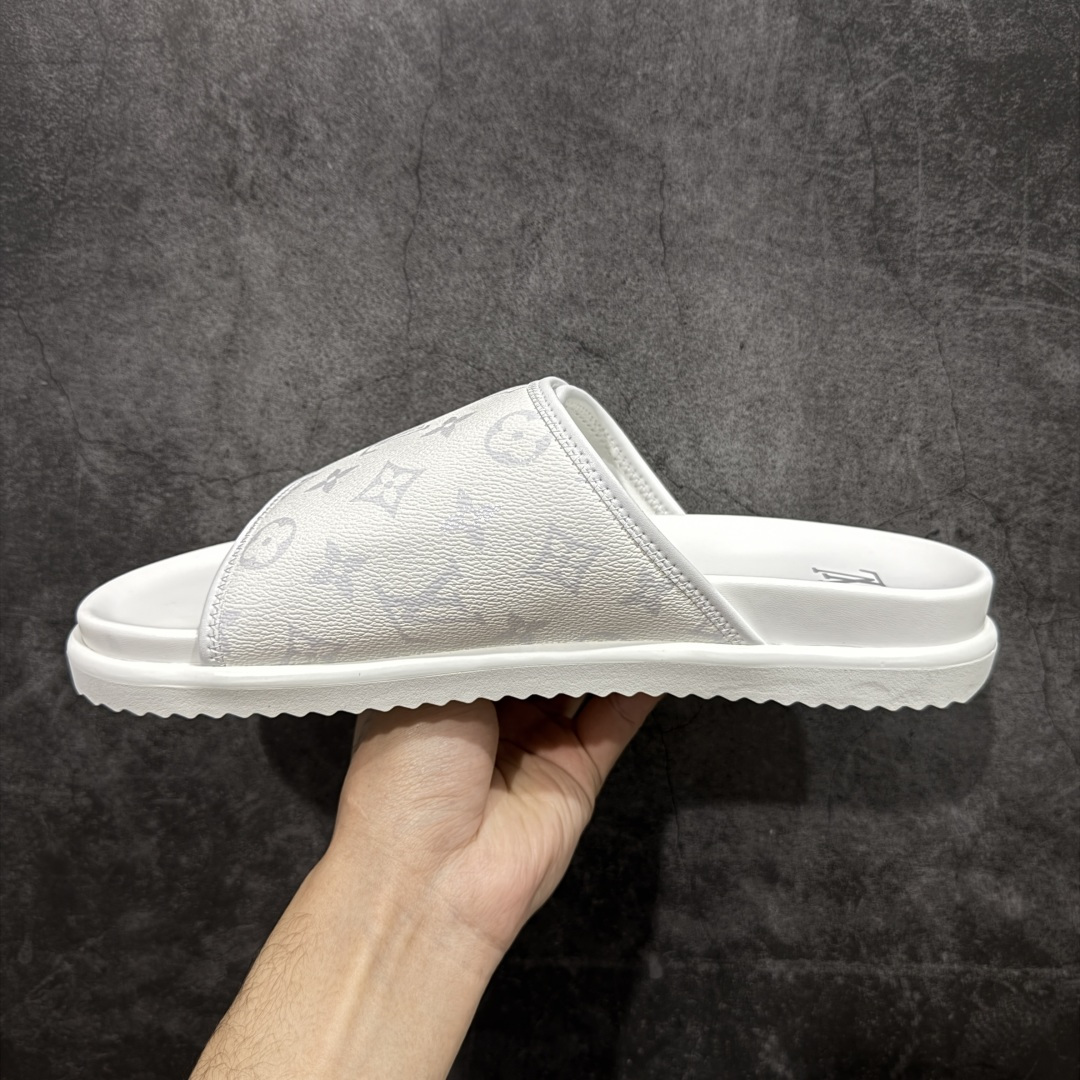 图片[2]-【佛山超A版】LV Miani魔术贴 白色印花拖鞋 路易威登 L家男士拖鞋 官方爆款 同步发售 进口原版面料 正确同步原版高频印刷字体 原厂特供原版底 所有细节对版 还原对比🆚 尺码：39-45-选品中心