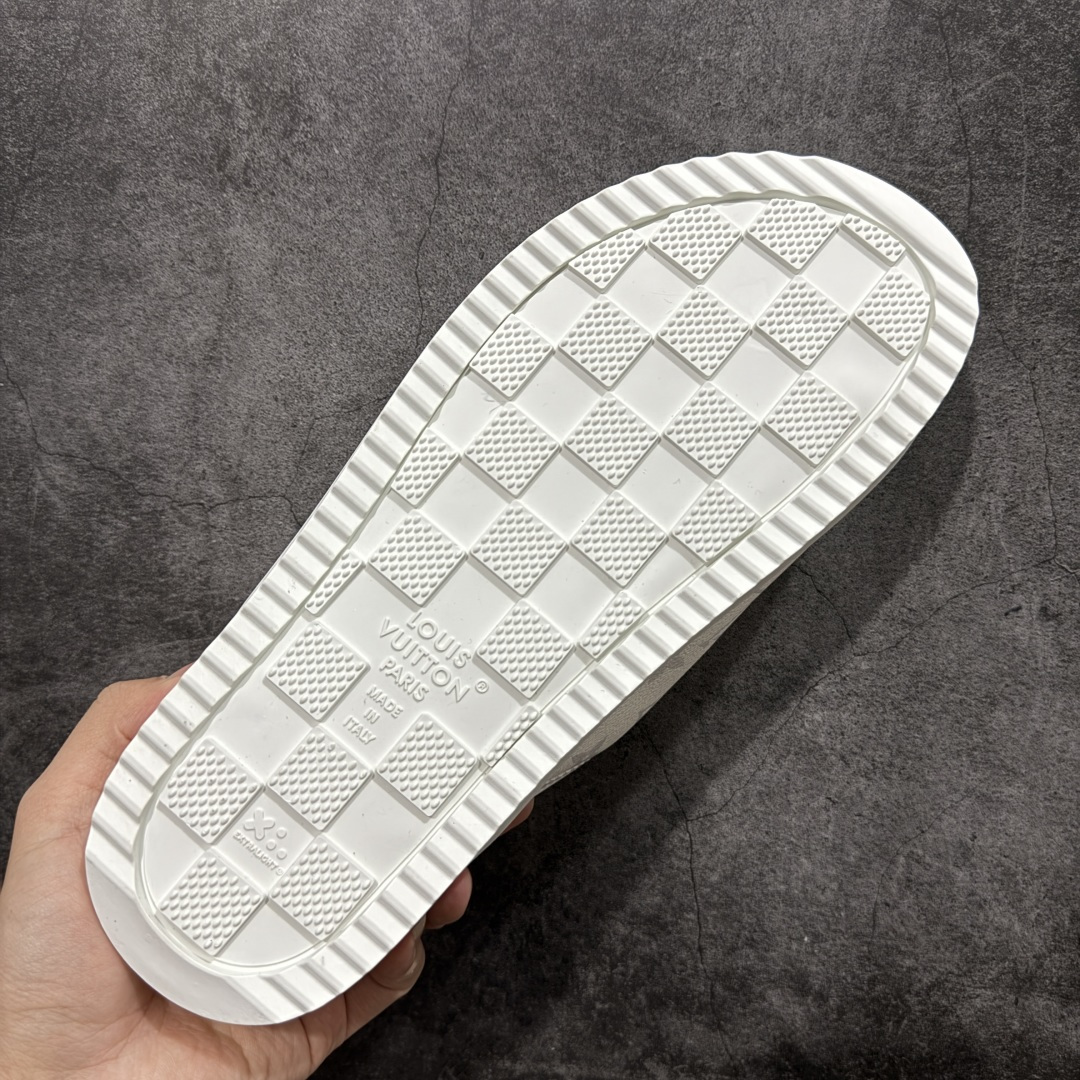 图片[9]-【佛山超A版】LV Miani魔术贴 白色印花拖鞋 路易威登 L家男士拖鞋 官方爆款 同步发售 进口原版面料 正确同步原版高频印刷字体 原厂特供原版底 所有细节对版 还原对比🆚 尺码：39-45-选品中心