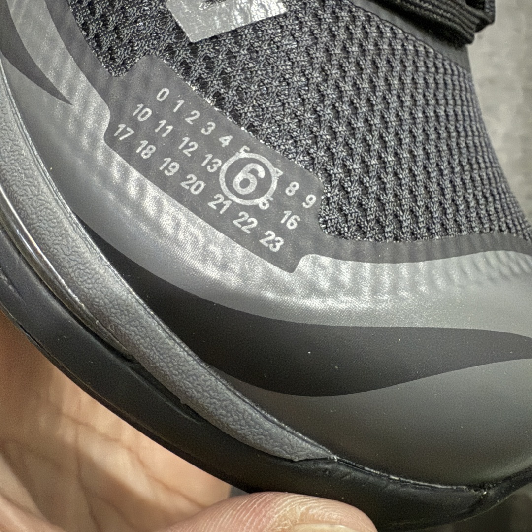 图片[5]-【纯原版】 MM6 Maison Margiela x SALOMON 萨洛蒙 XT-6网布绒面革 舒适 低帮 生活休闲鞋 男女款 黑色 纯原外贸平台特供订单 全套原纸板楦头开发 原厂特供网布配套加持 确保原汁原味 完美呈现版型 原档数据独家私模五层组合大底 原装Ortholite轻量化鞋垫 原厂TPU锁扣 进口港宝加持 后跟自然饱满 还原公司包裹性 尺码： 36-47.5-选品中心