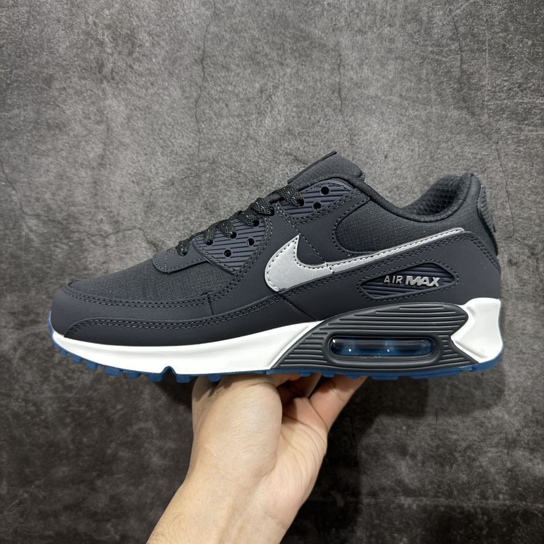 图片[2]-【顶级芯片版】Nike Air Max 90 舒适 复古 合成革减震防滑透气 低帮 休闲跑步鞋 黑白色 FV0381-001 鞋舌标可扫码 海外欧州过验版 原纸版原楦头 顶级90款问市 开发数月 原版开发 多道QC质检 鞋型完美复刻 原厂级别工艺 正确色卡 正确气垫蓝光 正确大底 独家私模 采用进口头层牛皮拼接 定位高端市场 行业标杆工艺 尺码：40 40.5 41 42 42.5 43 44 44.5 45 46-选品中心