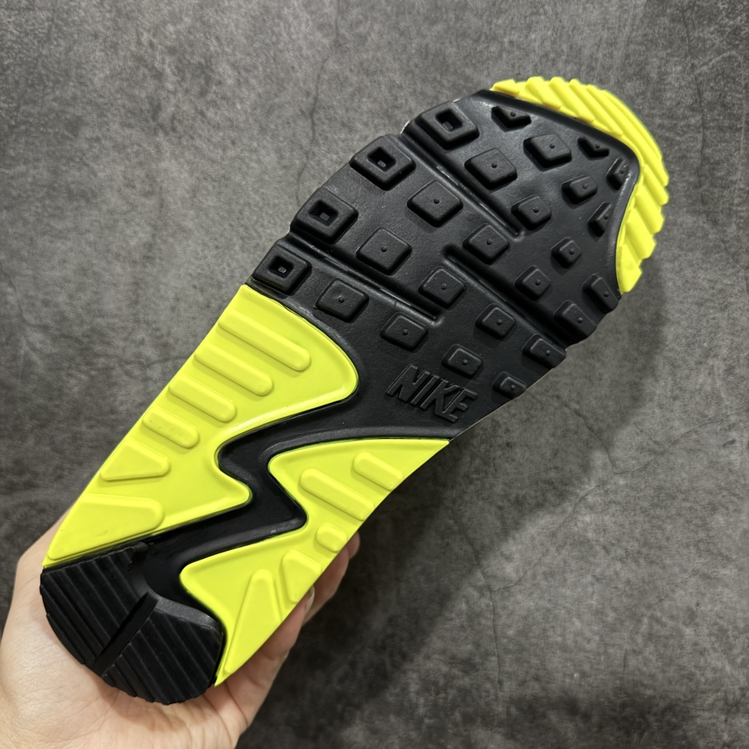 图片[9]-【Max纯原版】Nike Air Max 90 舒适 复古 合成革减震防滑透气 低帮 休闲跑步鞋 灰黑绿 CD0881-103 顶级90款问市 开发数月 原版开发 多道QC质检 鞋型完美复刻 原厂级别工艺 正确色卡 正确气垫蓝光 正确大底 独家私模 采用进口头层牛皮拼接 定位高端市场 行业标杆工艺 尺码：39 40 40.5 41 42 42.5 43 44 44.5 45 46-选品中心