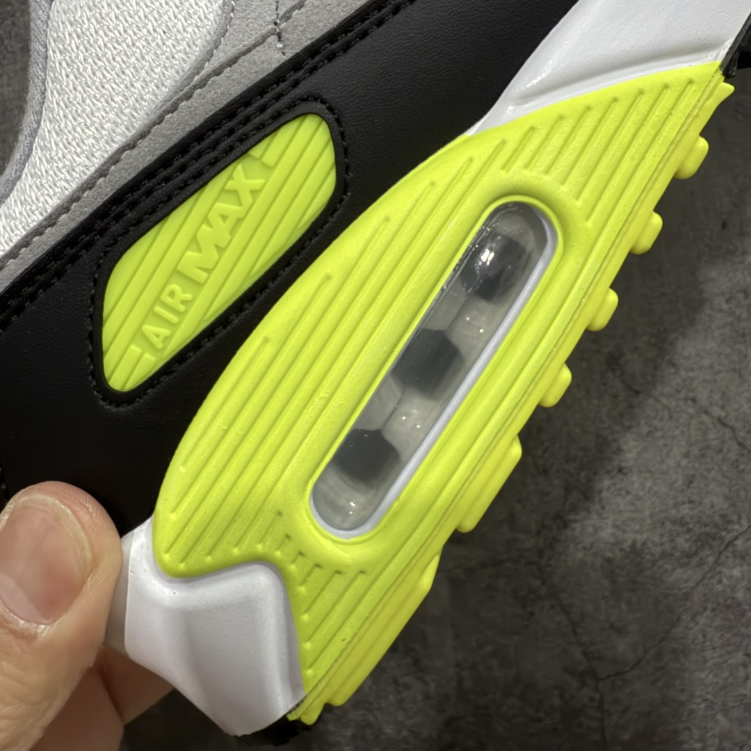 图片[3]-【Max纯原版】Nike Air Max 90 舒适 复古 合成革减震防滑透气 低帮 休闲跑步鞋 灰黑绿 CD0881-103 顶级90款问市 开发数月 原版开发 多道QC质检 鞋型完美复刻 原厂级别工艺 正确色卡 正确气垫蓝光 正确大底 独家私模 采用进口头层牛皮拼接 定位高端市场 行业标杆工艺 尺码：39 40 40.5 41 42 42.5 43 44 44.5 45 46-选品中心