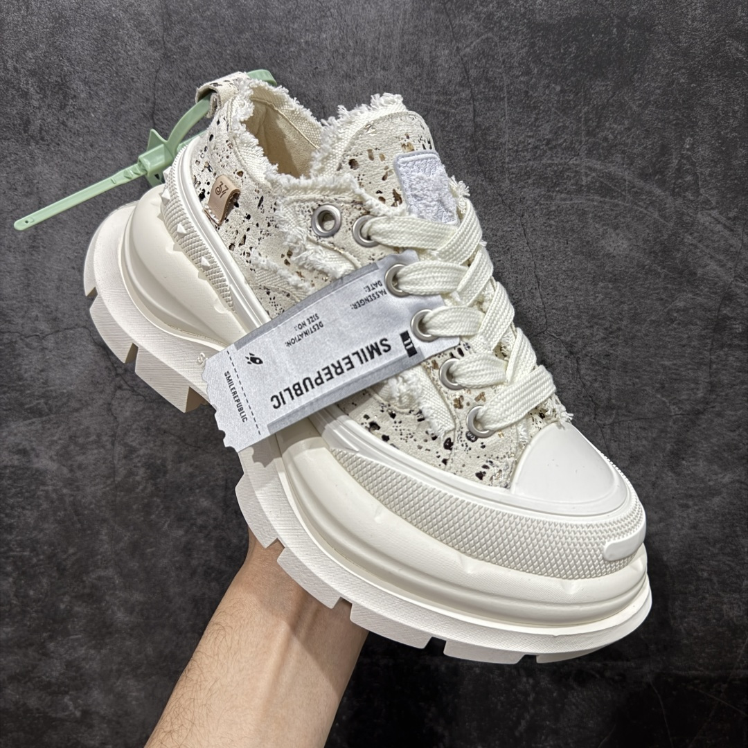 图片[3]-【莞顶纯原】25s早春最新款SMILEREPUBLIC 三周年 檀健次老爹鞋2.0系列 重磅来袭👏 采用了 水洗布 TPU贴盒大底 厚底7cm大底轻盈又增高💯 厚底软得像是自带弹簧 鞋型把整条腿衬得特别秀气 配中筒袜瞬间变身学院少女 感觉脖子以下全是腿 小红书爆款 李昀锐、于文文、大鹏、痞幼、苏醒、刘畊宏老师等～众多明星纷纷上脚👟 货号： Sr202301060012631 尺码： 35 36 37 38 39 40 41 42 43 44 45-选品中心