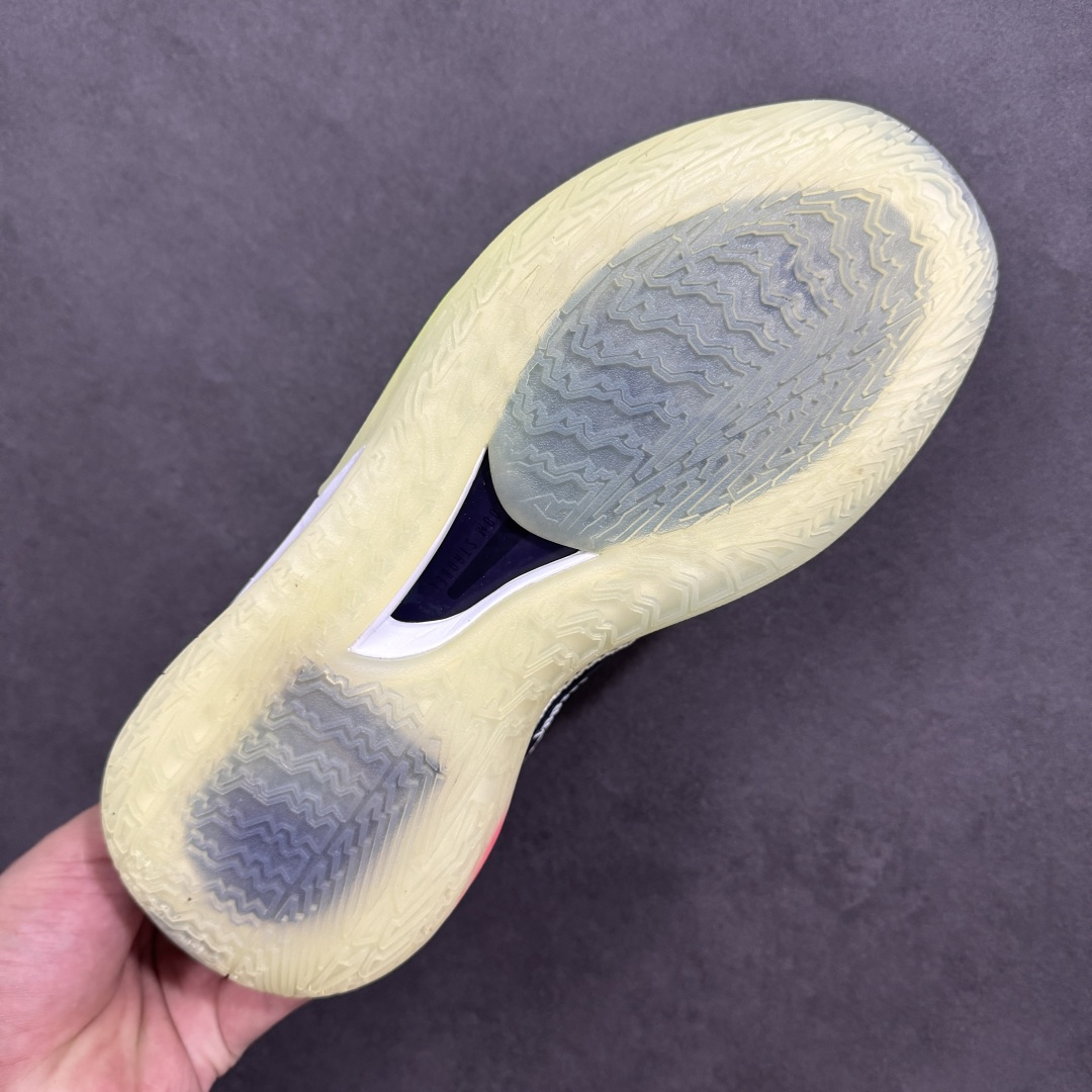 图片[9]-【公司级】Nike Air Zoom G.T.Cut 1 EP耐克新款实战系列篮球鞋 大厂纯原生产线出品 全掌REACT+ZOOM STROBEL+后跟ZOOM 离地面更近的设计提供更快的反应速度 轻质双层网质鞋面 鞋面部分区域加强提供更好的控制力 低密度材料制成的鞋舌轻质舒适 后跟处分别配有“GT”字样和全新的鞋款系列Logo 货号：CZ0176-106-选品中心