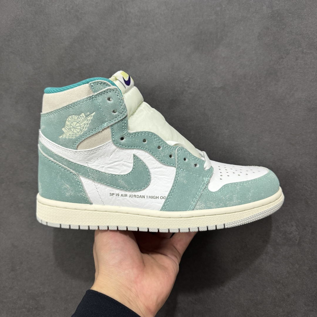 【公司级头层版】Air Jordan 1 High OG 高帮 AJ1 乔丹1代 aj1 乔1 高邦 金人吊牌 乔丹篮球鞋系列555088-311 采用正确头层皮组合荔枝纹头层皮革鞋面材质 中底注胶孔及缜密中底拉帮工艺 内置气垫及耐磨橡胶大底 尺码：36-47带半码-选品中心