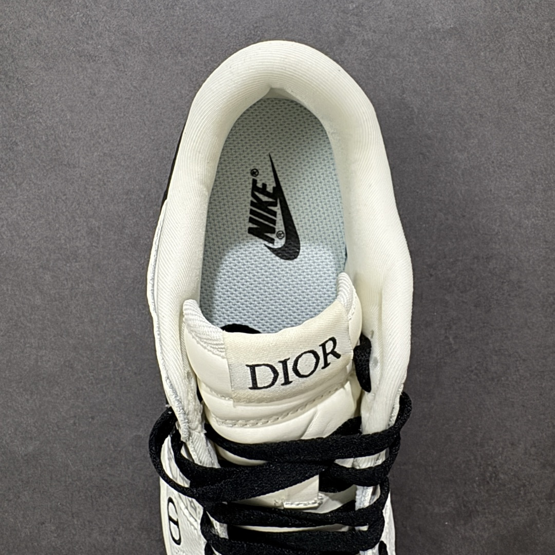 图片[7]-【定制版】NK SB Dunk Low 迪奥联名“——白黑” 高端定制 低帮休闲板鞋 定制鞋盒 高级夜光效果 Ortholite鞋垫透气防臭 大厂纯原品质出货 超高清洁度 皮料切割干净无任何毛边 细节完美 货号：YF9511-924 尺码： 36 36.5 37.5 38 38.5 39 40 40.5 41 42 42.5 43 44 44.5 45 编码：HXSB330340-选品中心